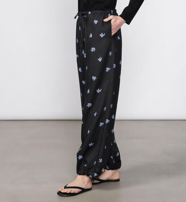 LE GLAZIK「LE GLAZIK | ツイルプリント エラスティックパンツ WOMEN」|チノ|