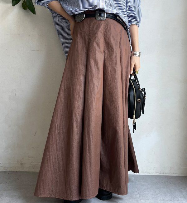  「シャイニータックフレアスカート」|スカート|