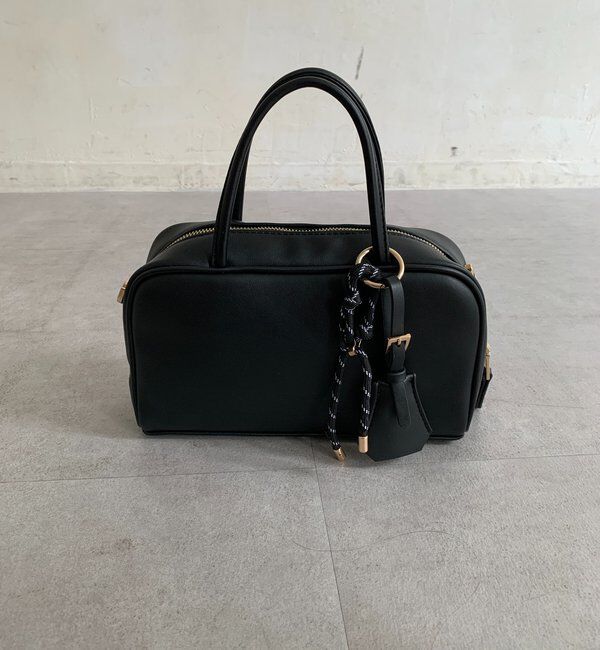  「チャーム付横長ボストン」|トートバッグ|