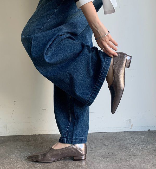  「VカットGOLDモチーフミュール」|その他|シルバー