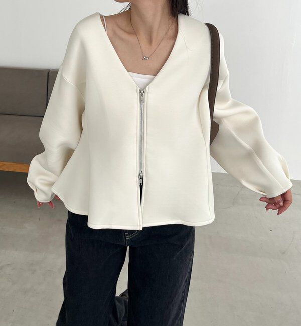  「【スタイルアップが叶う/伸縮性◎】ペプラムジップカーディガン」|Tシャツ・カットソー|