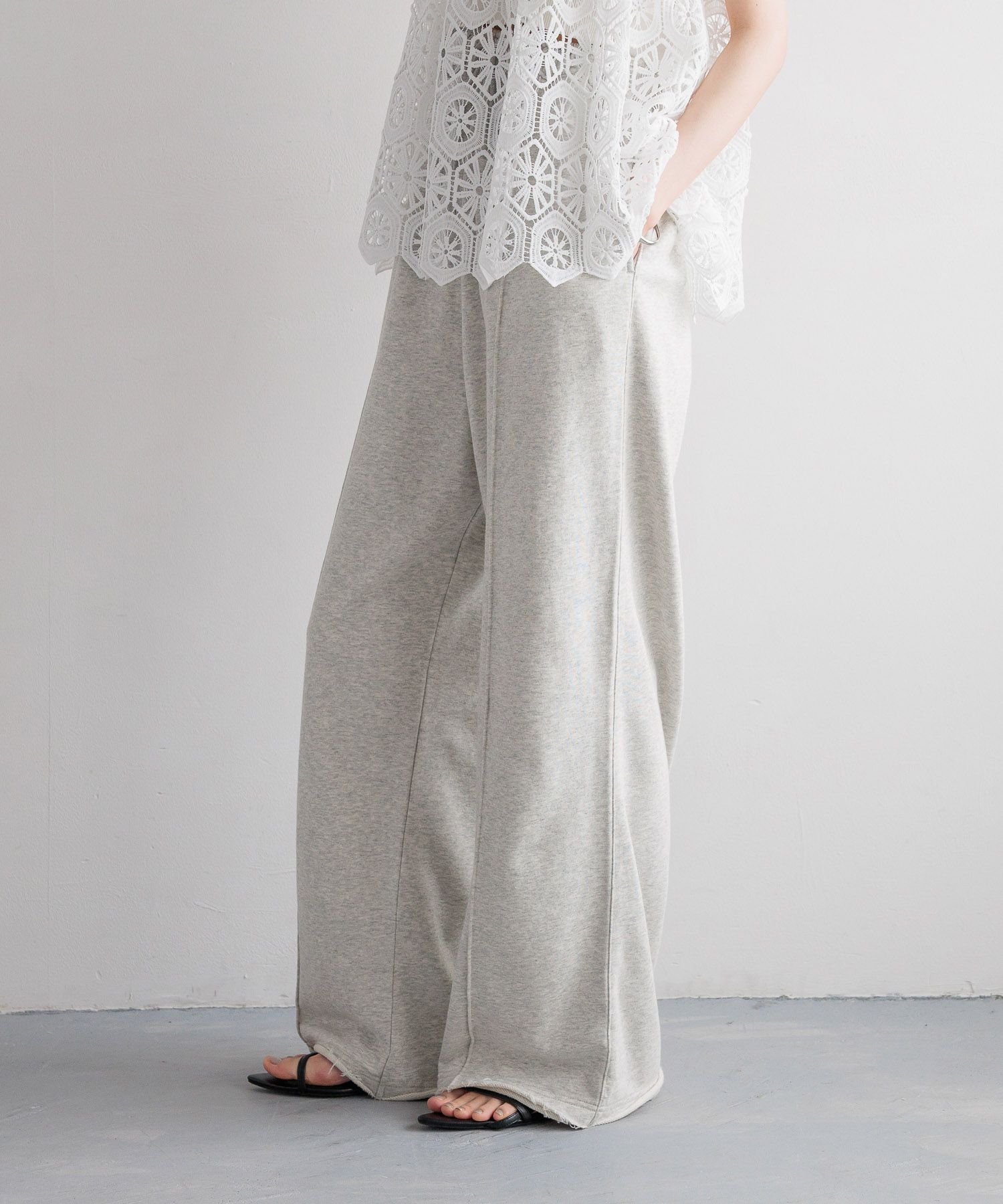 LOWRYS FARM「スウェットワイドパンツ」|チノ|