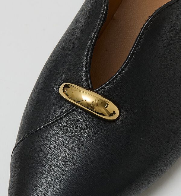 AU BANNISTER「メタルポイントＶカットパンプス」|パンプス|