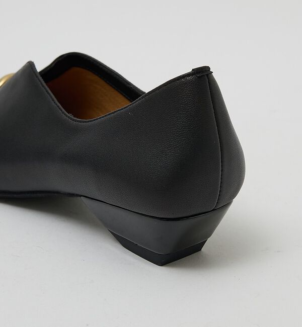 AU BANNISTER「メタルポイントＶカットパンプス」|パンプス|