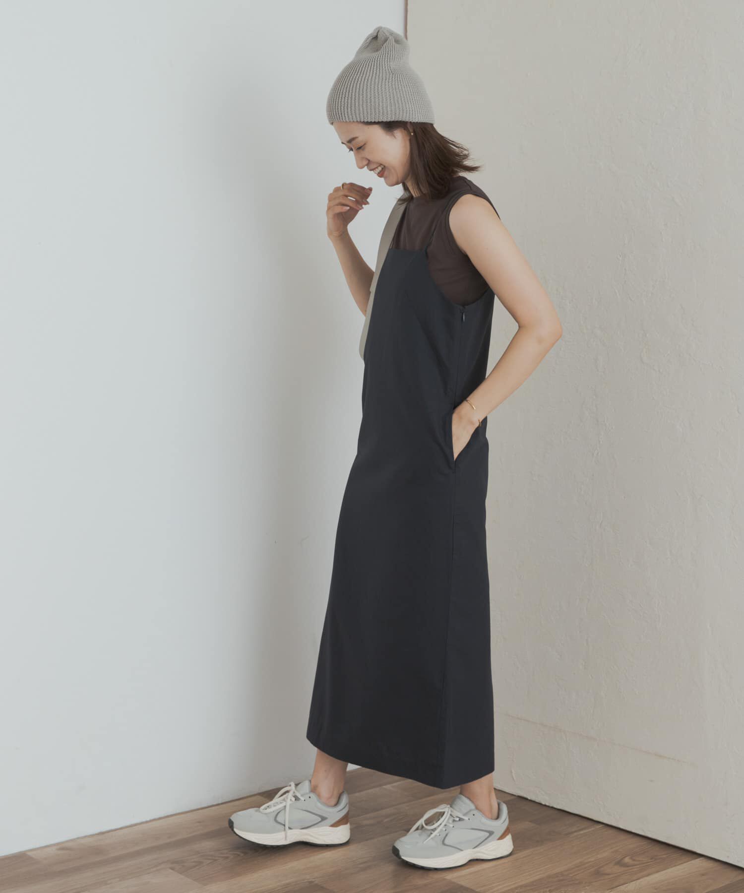 URBAN RESEARCH DOORS「バックVストレートキャミワンピース」|ワンピース|