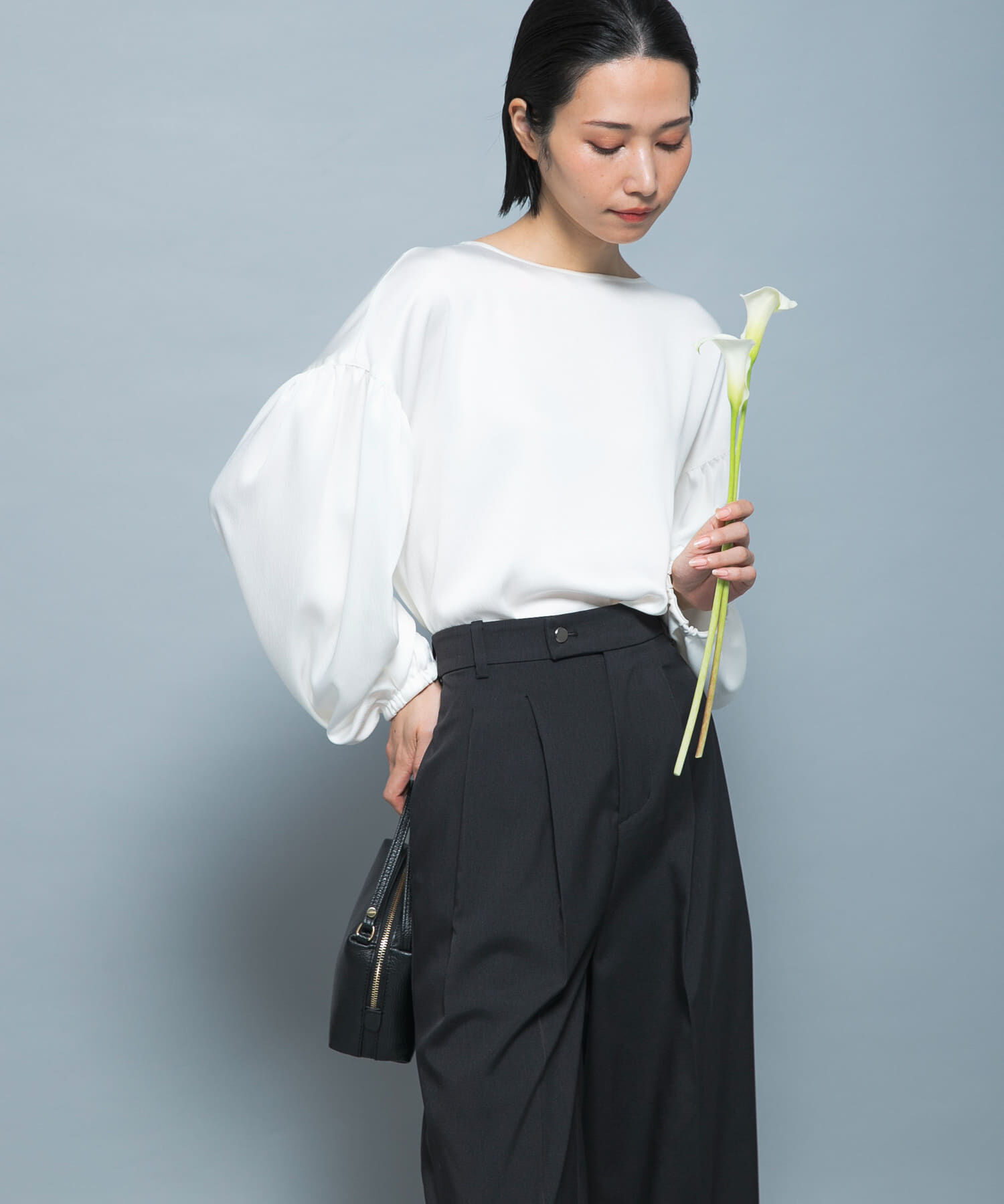 URBAN RESEARCH ROSSO「ハンマーサテンギャザーブラウス」|シャツ・ブラウス|ホワイト