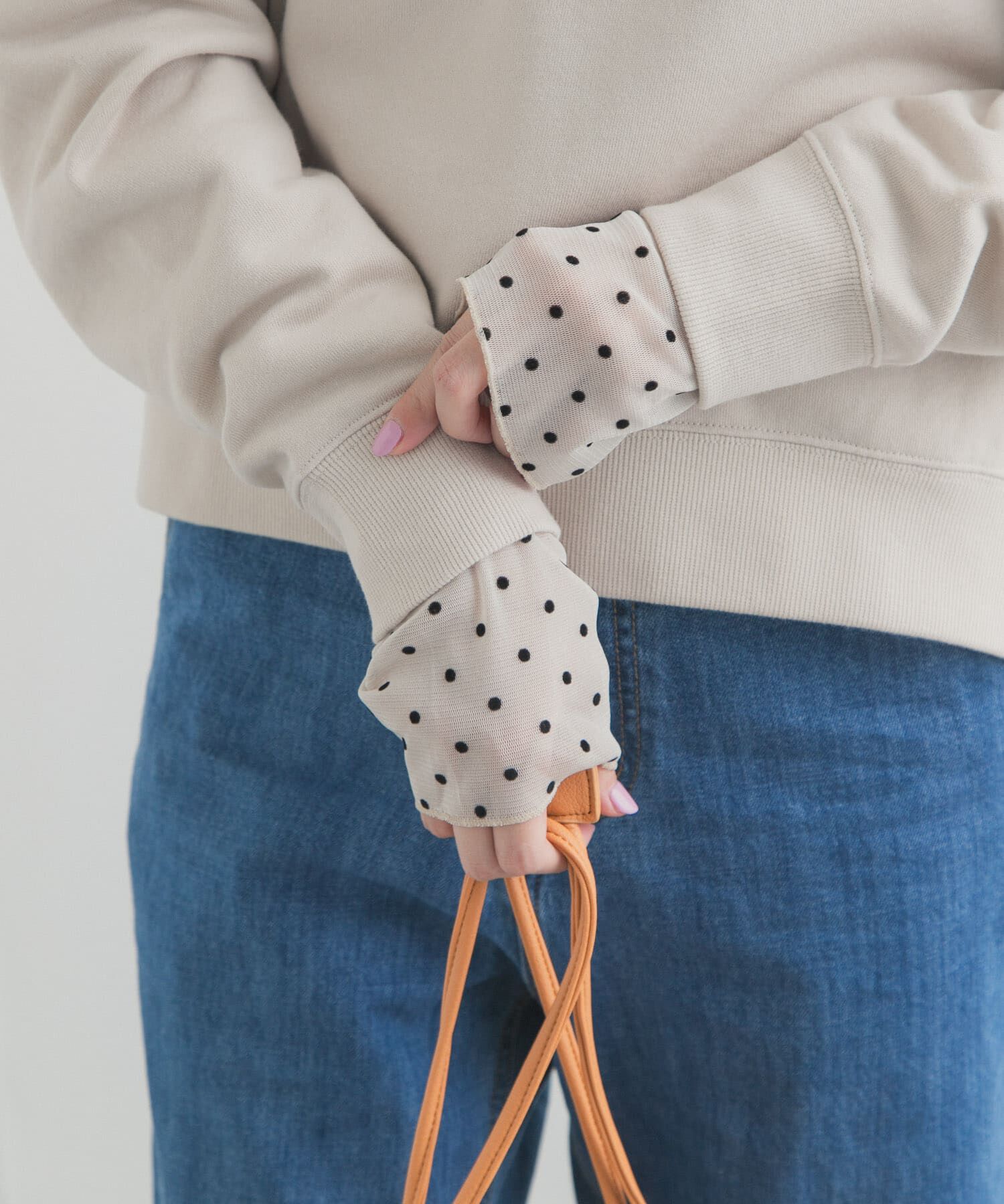 URBAN RESEARCH DOORS「袖ドット柄切替ロングスリーブTシャツ」|Tシャツ・カットソー|オフホワイト