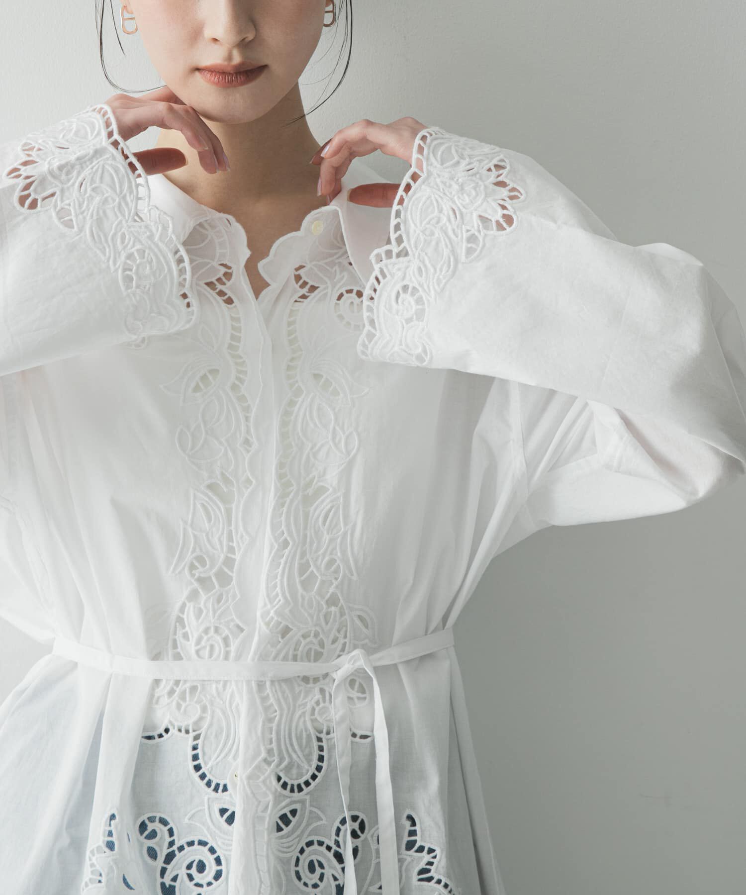 URBAN RESEARCH「カットワーク刺繍シャツ」|シャツ・ブラウス|