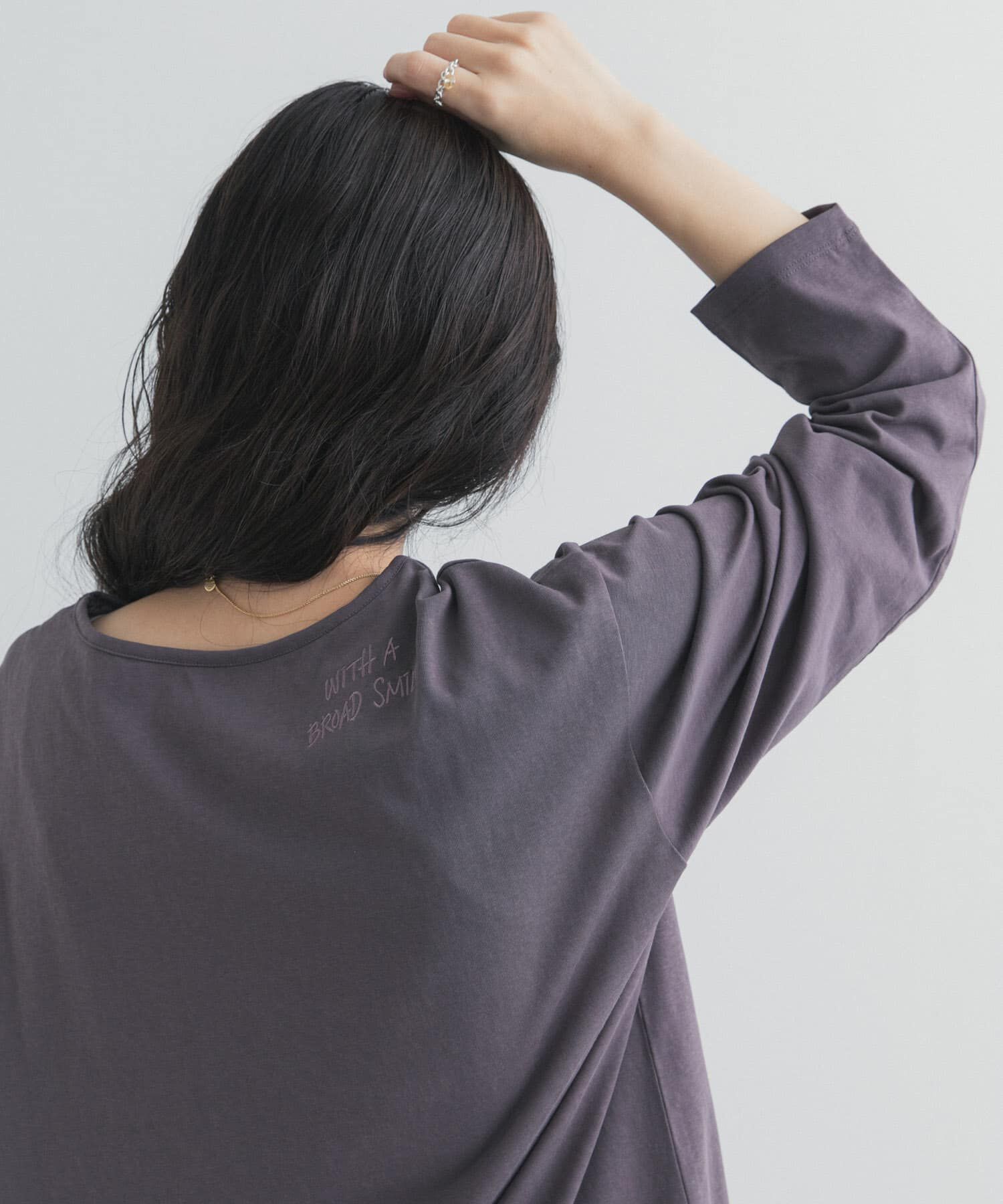 URBAN RESEARCH DOORS「バック刺繍ロングスリーブTシャツ」|Tシャツ・カットソー|