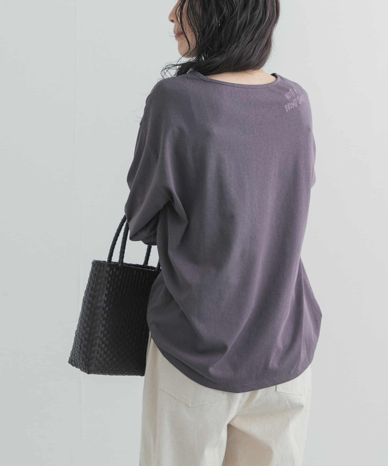 URBAN RESEARCH DOORS「バック刺繍ロングスリーブTシャツ」|Tシャツ・カットソー|