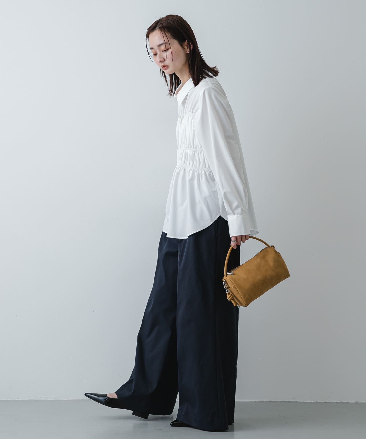 SENSE OF PLACE by URBAN RESEARCH「ラウンドスクエアソフトバッグ」|ハンドバッグ|