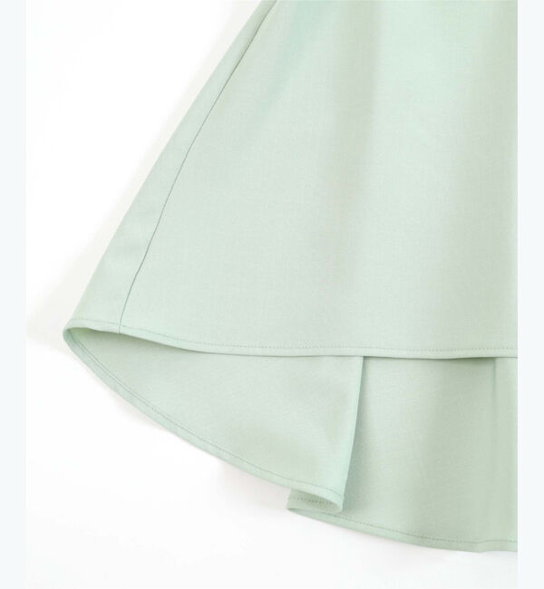 ur's「【尾﨑真衣さんコラボアイテム】Vネックバルーンスリーブバックペプラムトップス」|Tシャツ・カットソー|