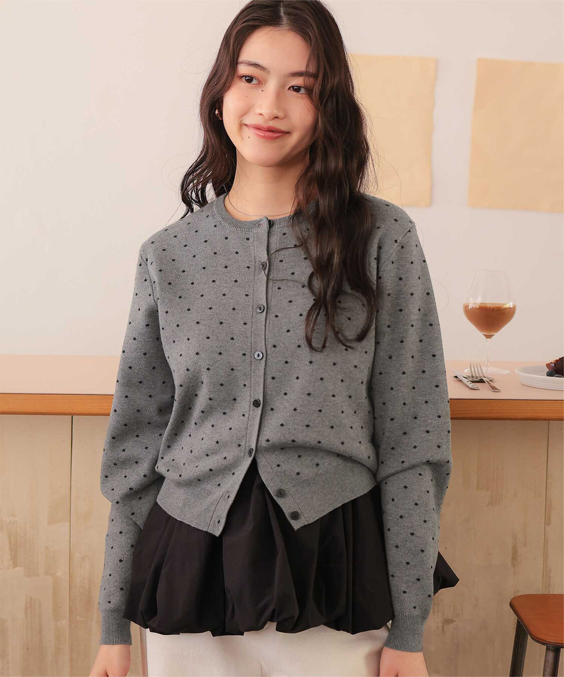 titivate「ドットジャガードニットカーディガン」|ニット・セーター|グレー