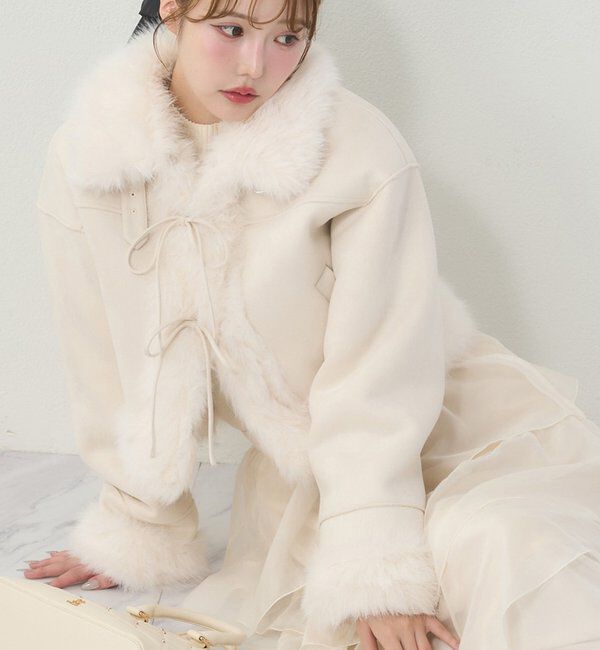  「【リボン取り外し可能】フェイクムートンリボンアウター」|ダウンベスト・ベスト|オフホワイト