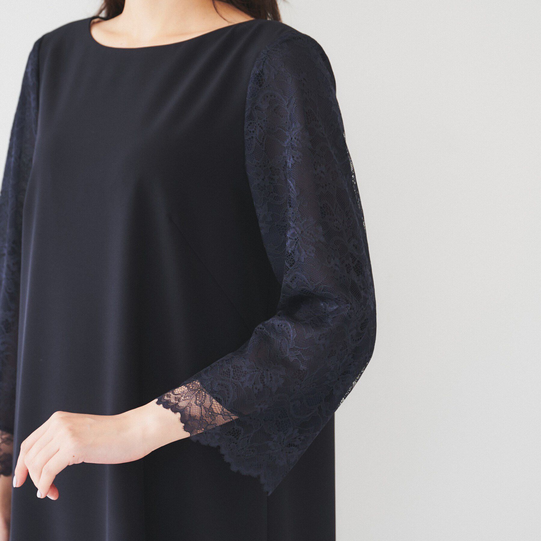 UNTITLED「【フォーマルドレス/セレモニー/オケージョン】袖レース サックワンピース」|ワンピース|