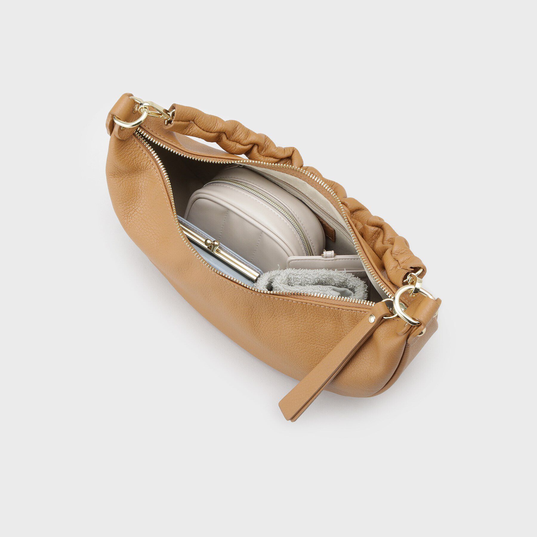 UNTITLED「【本革】ムーンショルダー」|ショルダー・メッセンジャー|