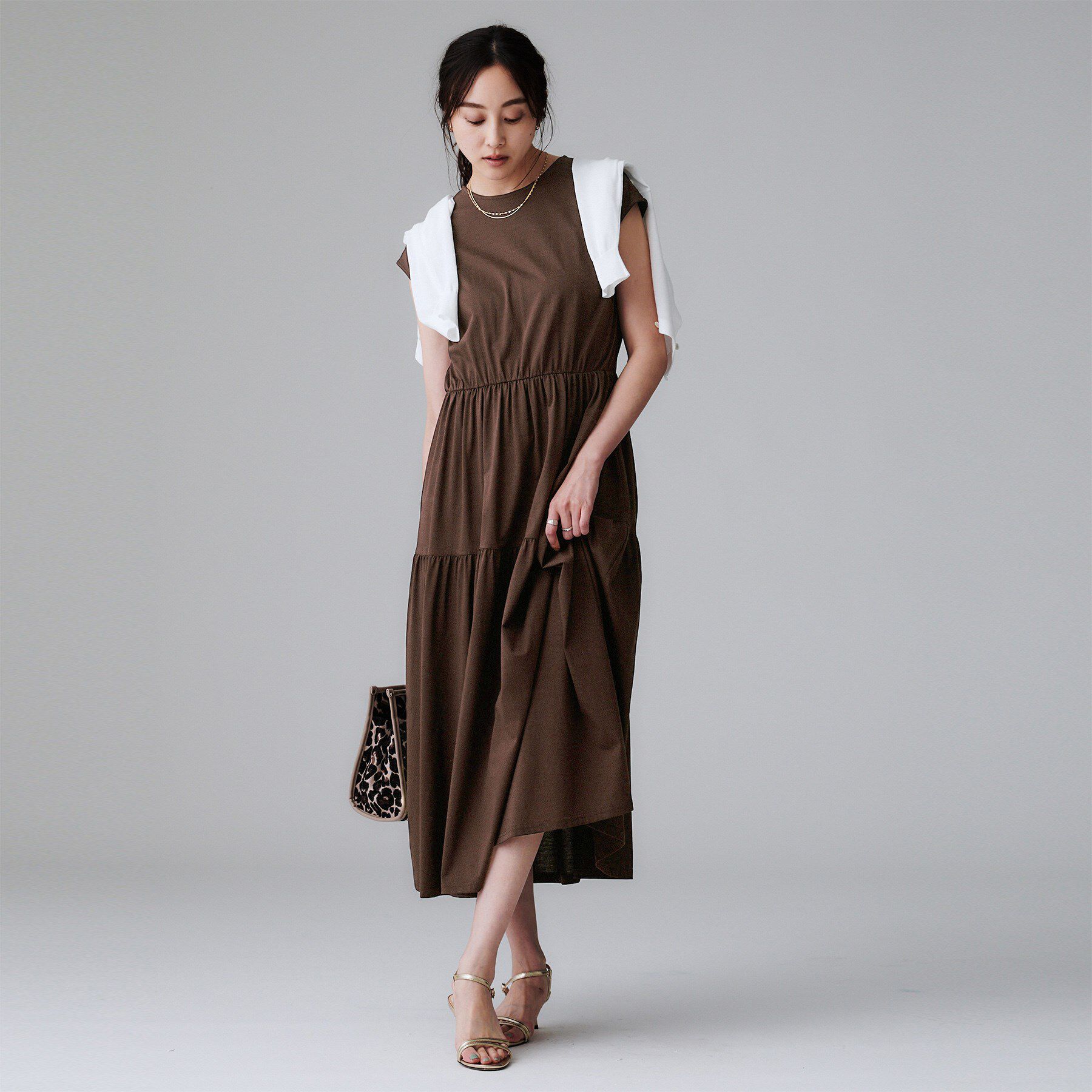 UNTITLED「【ティアード/洗える】コットンロングワンピース」|ワンピース|