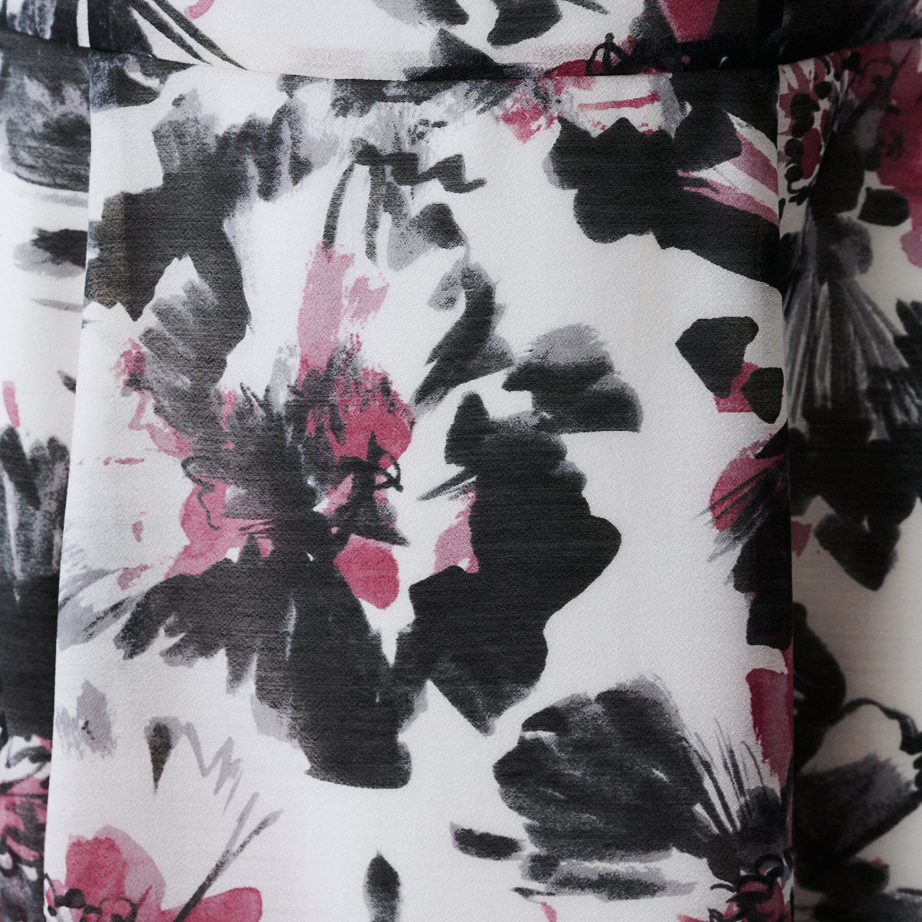 UNTITLED「【シアー/エレガント/花柄/夏ワンピ】ペイントフラワーワンピース」|ワンピース|