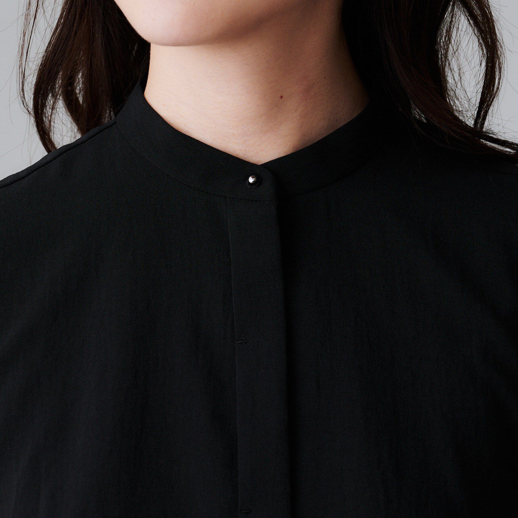 UNTITLED「【接触冷感/吸水速乾】フレアバックシャンブラウス」|シャツ・ブラウス|