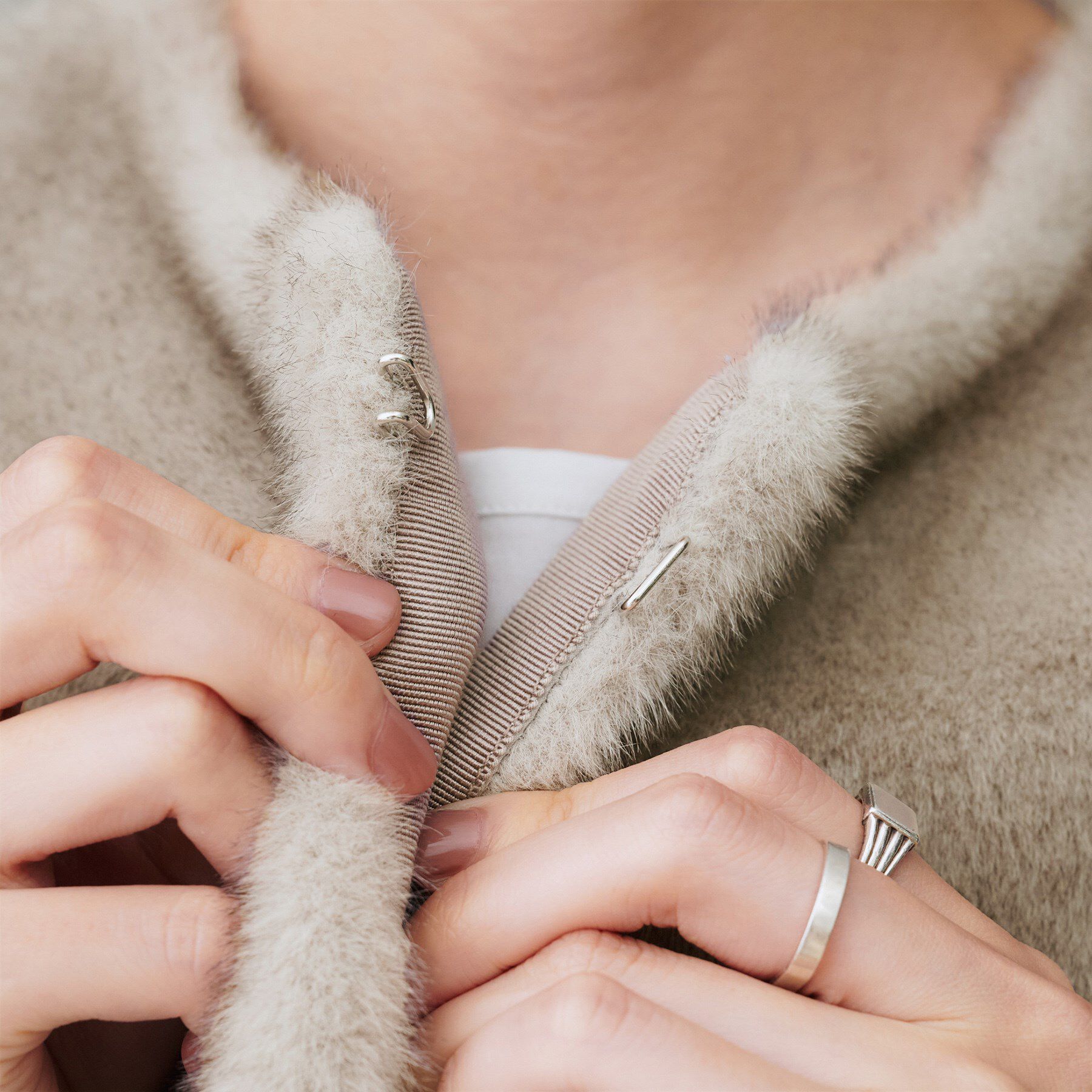 UNTITLED「【トレンド/ジレ】フェイクファーベスト」|ベスト・ジレ|