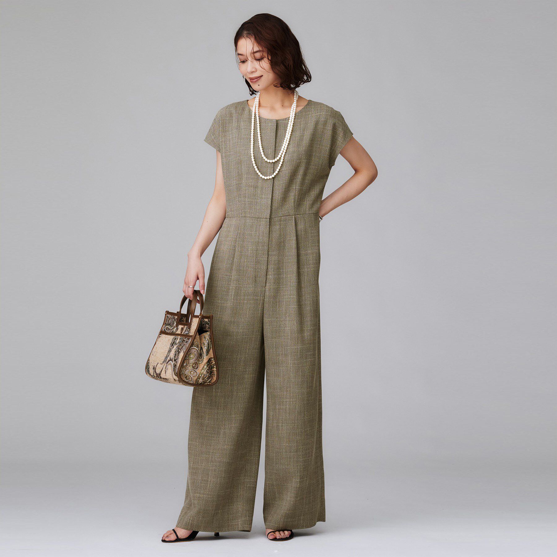 UNTITLED「【接触冷感/オールインワン/洗える】梳毛調合繊コンビネゾン」|オールインワン|