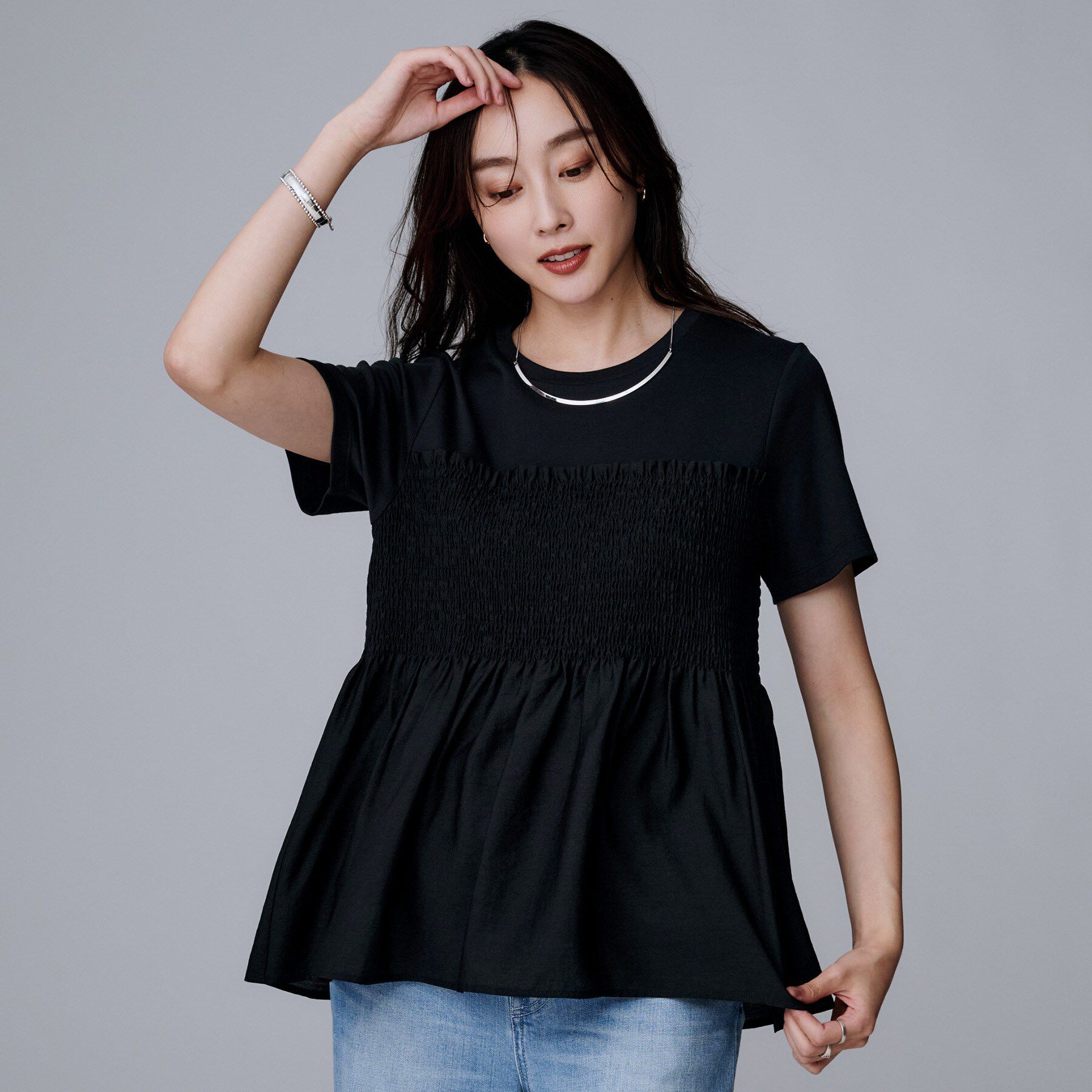 UNTITLED「【コットン100/洗える/Tシャツ】シャーリングドッキングペプラム」|Tシャツ・カットソー|