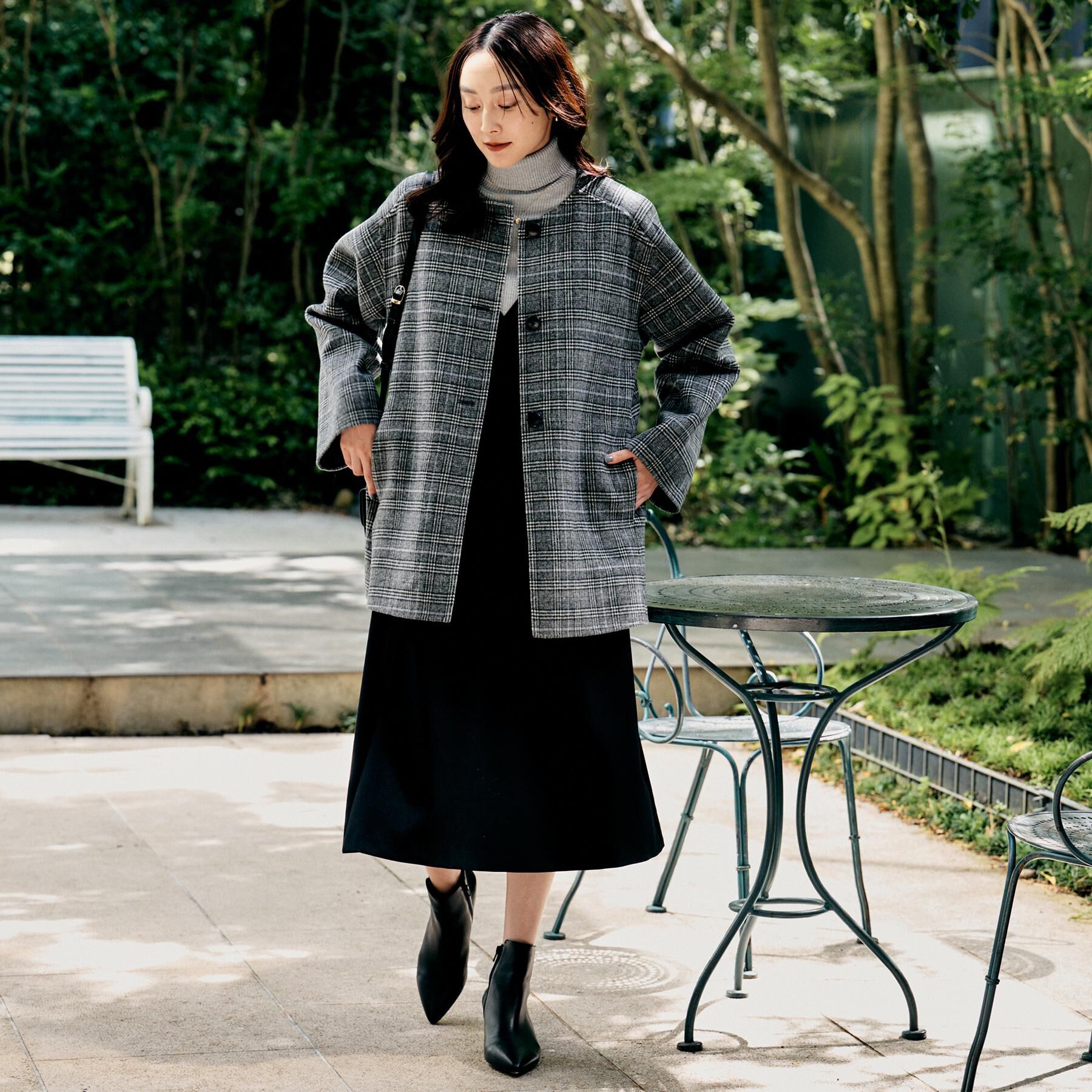 UNTITLED「【Aライン/ワンピース】Vネックジャンパースカート」|ワンピース|