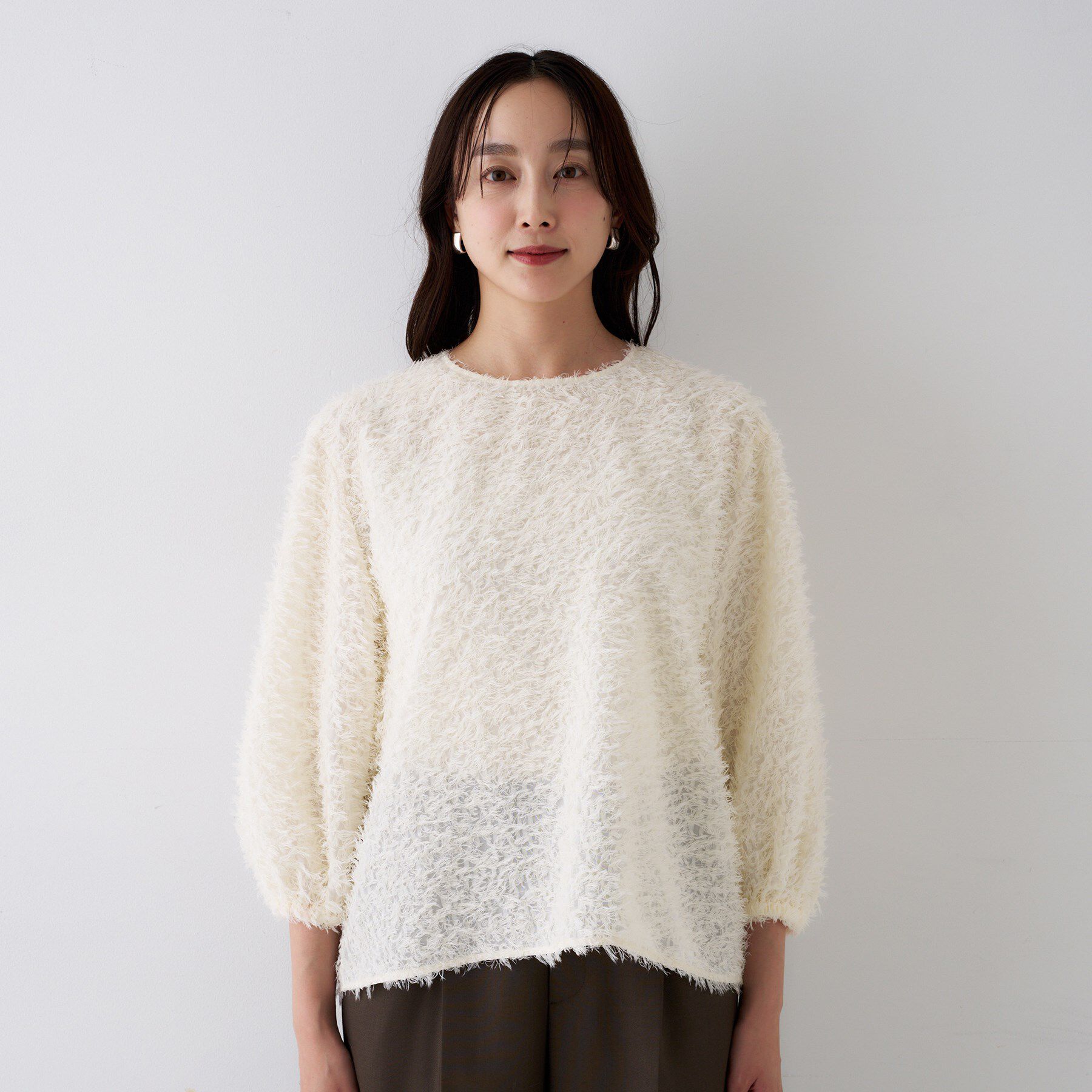 UNTITLED「【洗える/1枚で着映え】カットジャカードトップス」|シャツ・ブラウス|