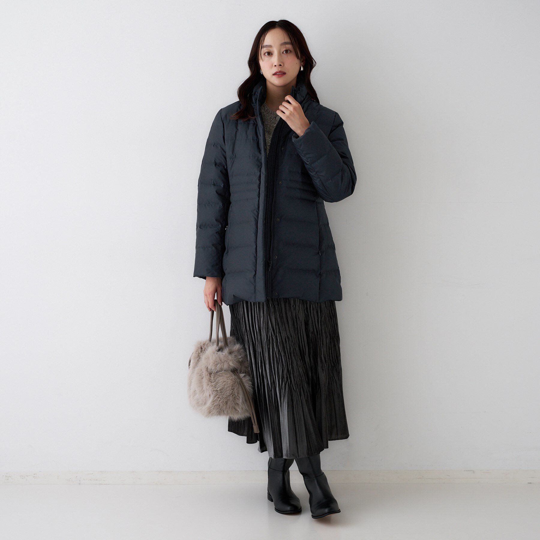 UNTITLED「【はっ水機能/フード取り外し可】ミディダウンコート」|ダウン|