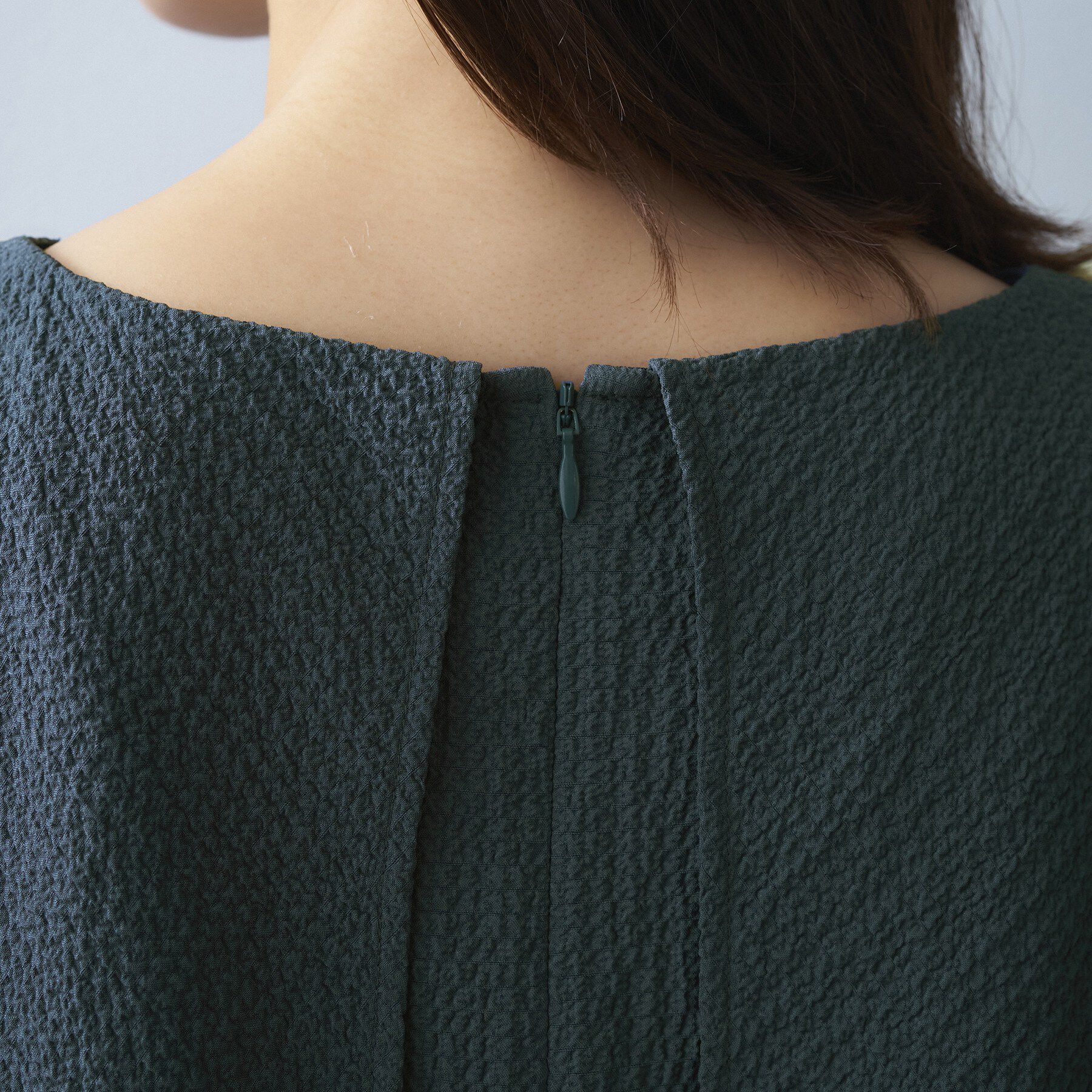 UNTITLED「【洗える/ストレッチ性/フェミニン】ケープデザインブラウス」|シャツ・ブラウス|