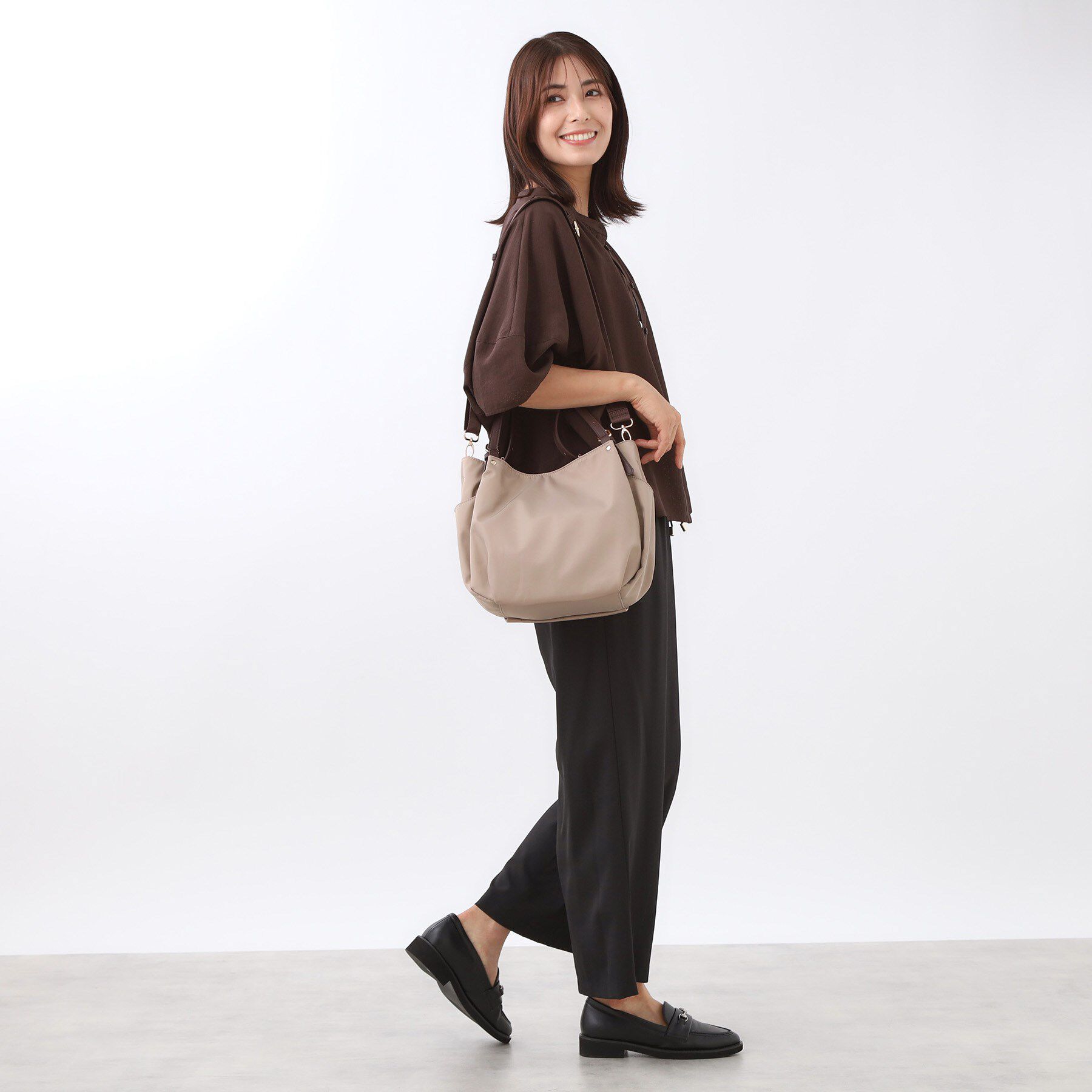 Reflect「【しっかり収納／小旅行に◎／インナーバッグ入り／ショルダー付き】3WAYデザインバッグ」|ショルダー・メッセンジャー|