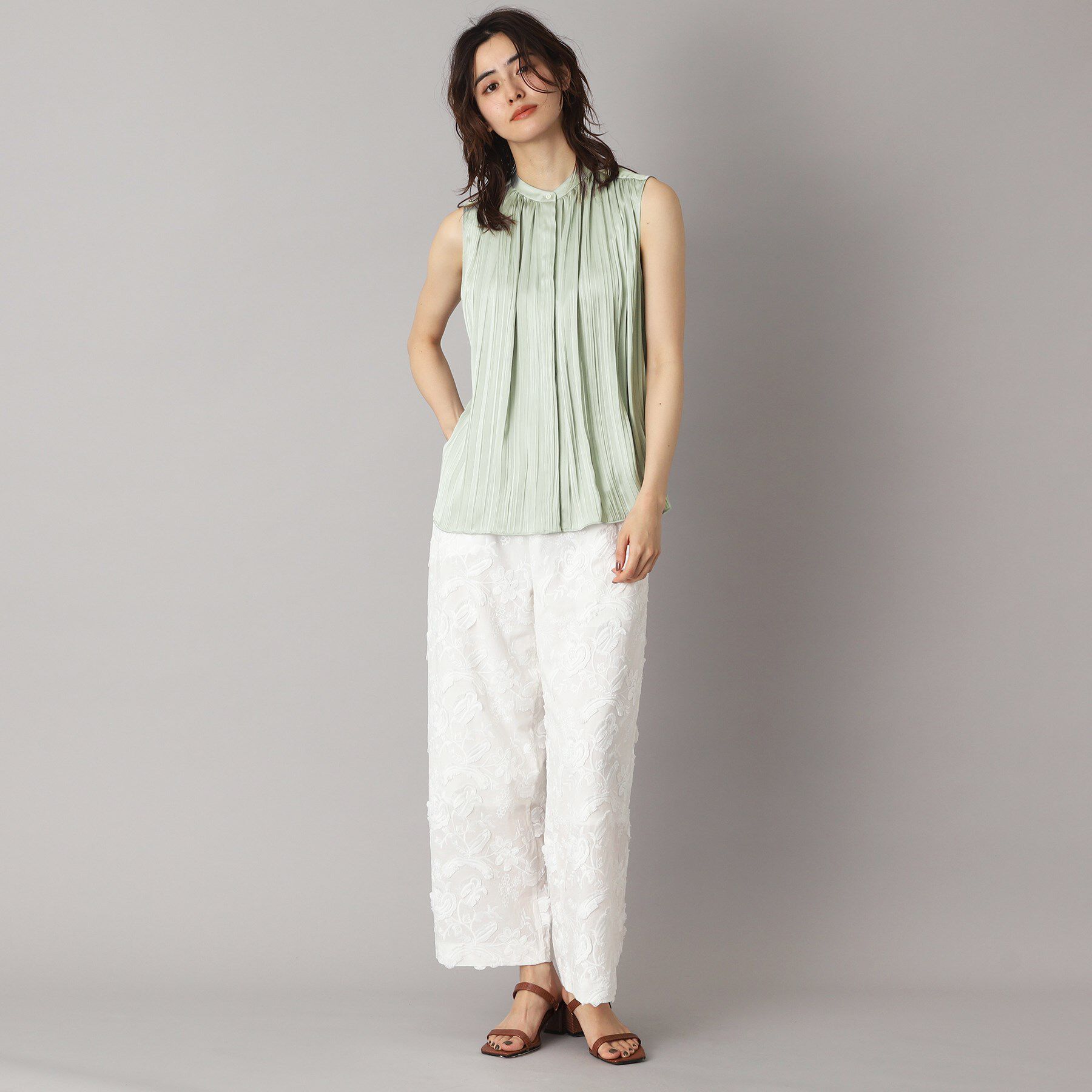 DRESSTERIOR「【洗える/きれいめ】プリーツサテンブラウス」|シャツ・ブラウス|