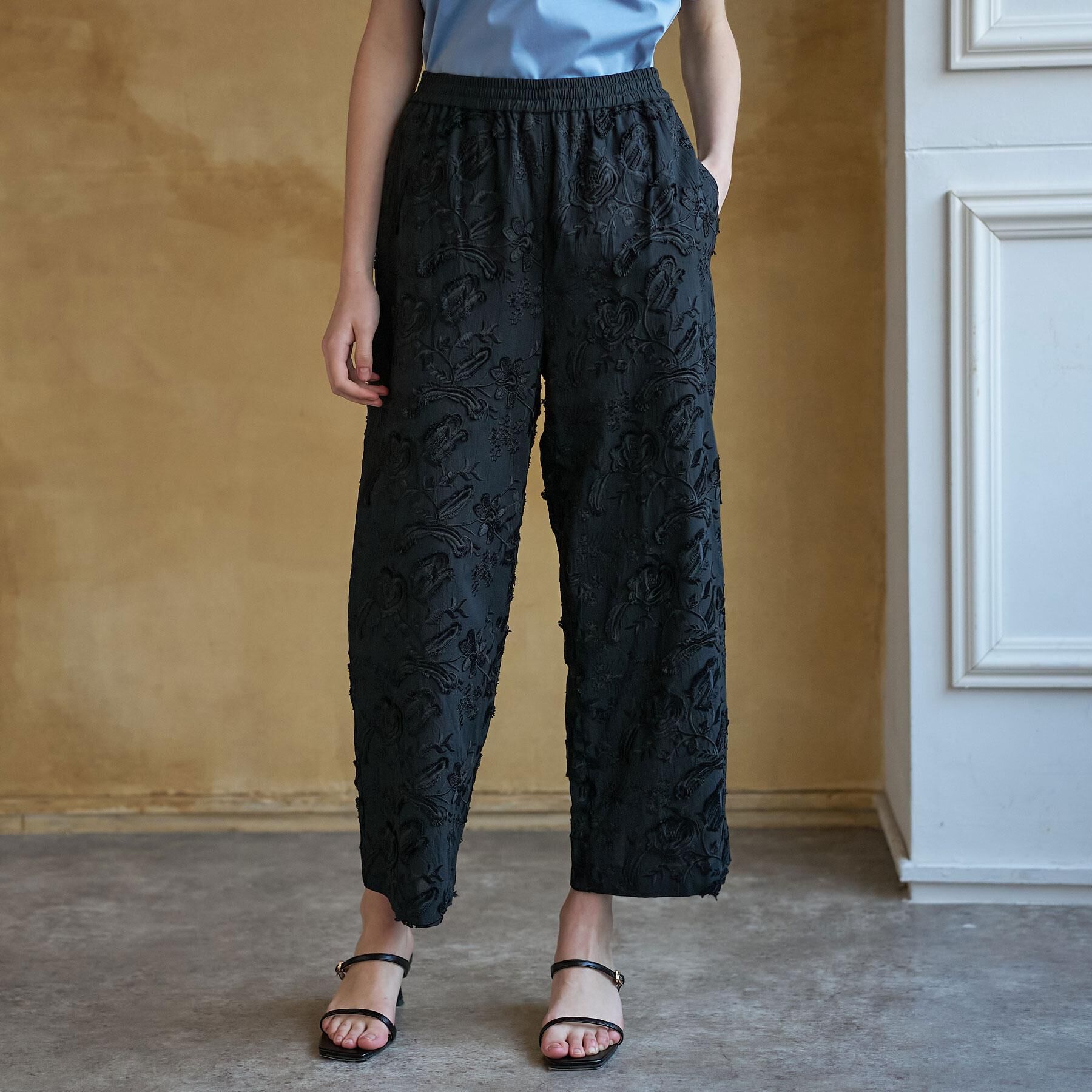 DRESSTERIOR「【ウォッシャブル/ウエストゴム】コットンエンブロイダリー イージーパンツ」|その他|