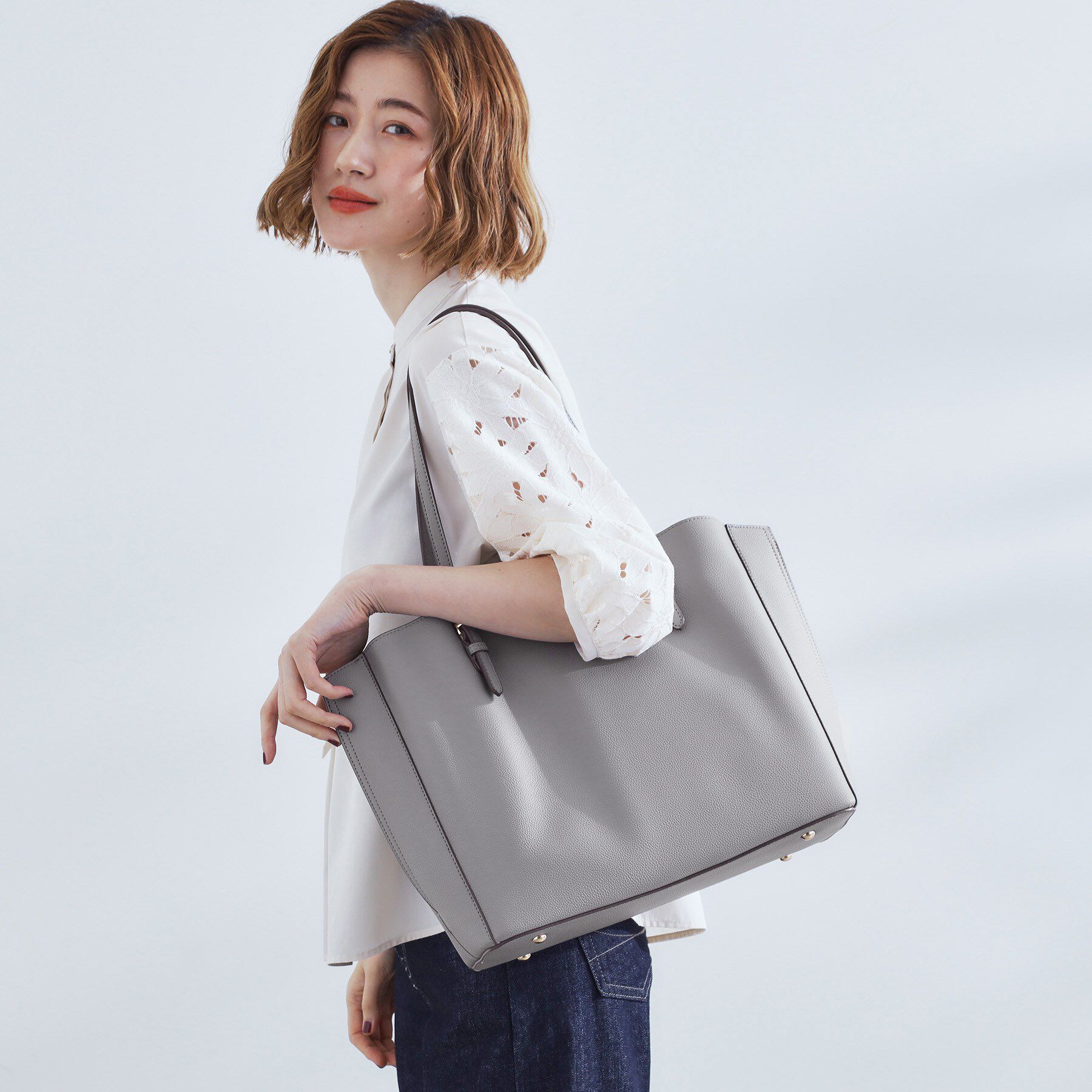 grove「【人間工学・A4】サイドスリットトート」|トートバッグ|グレー(512)