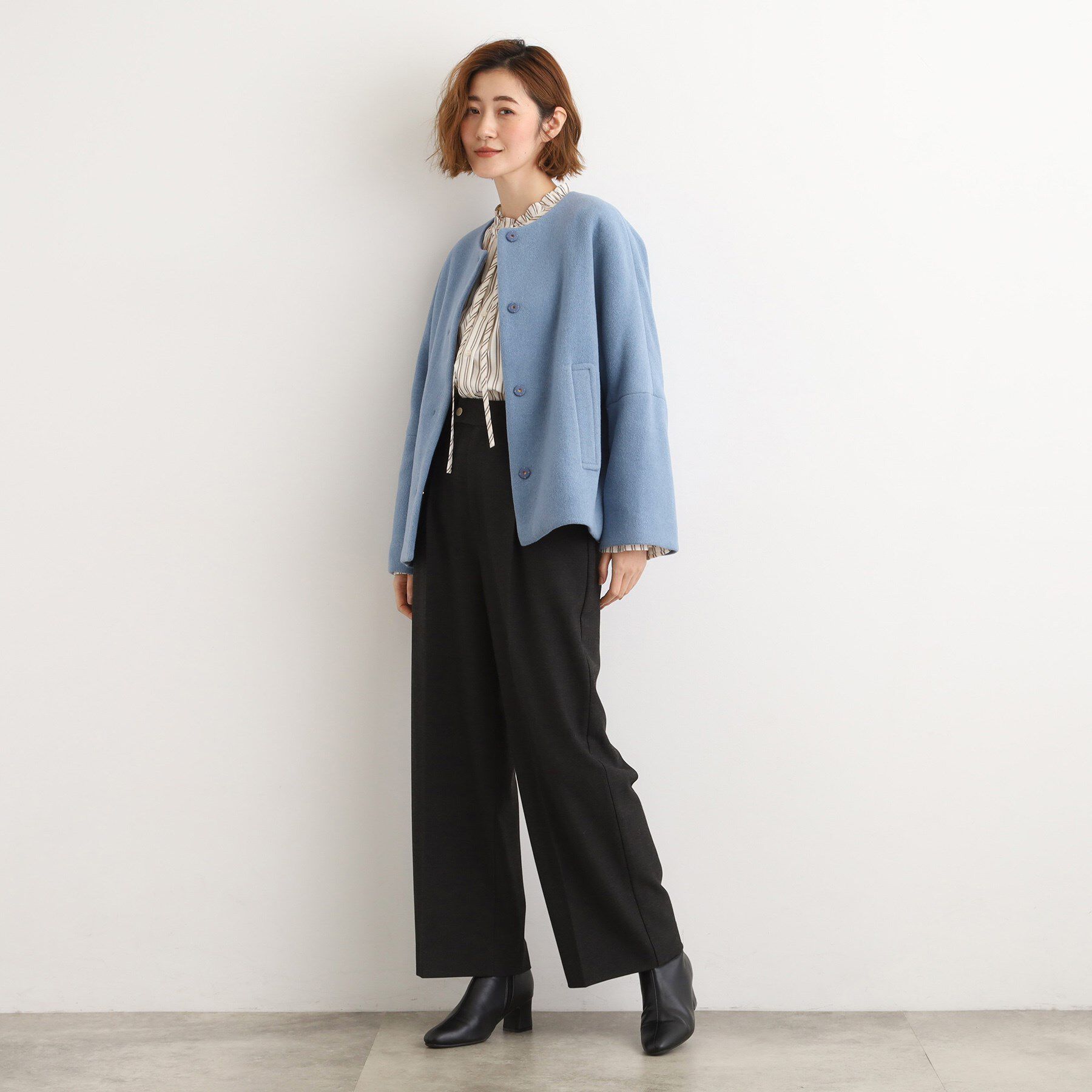 grove「【ウール混】軽やかに羽織れるショートコート」|ノーカラーコート|