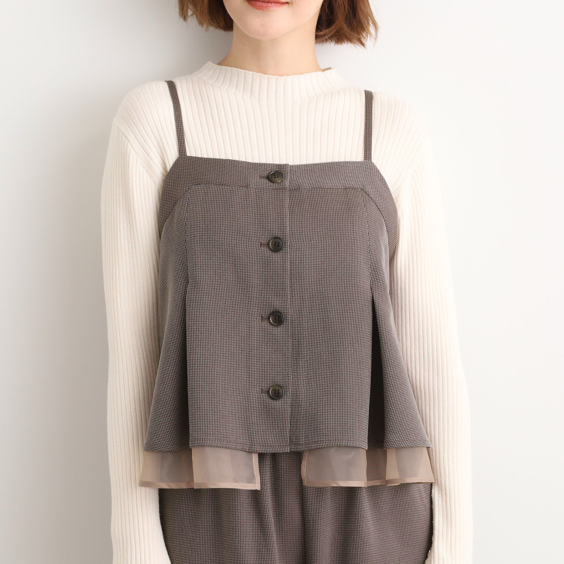 grove「【2点SET/体型カバー】透け感とレイヤードで大人の遊び心を、ビスチェSET UP」|スーツ|