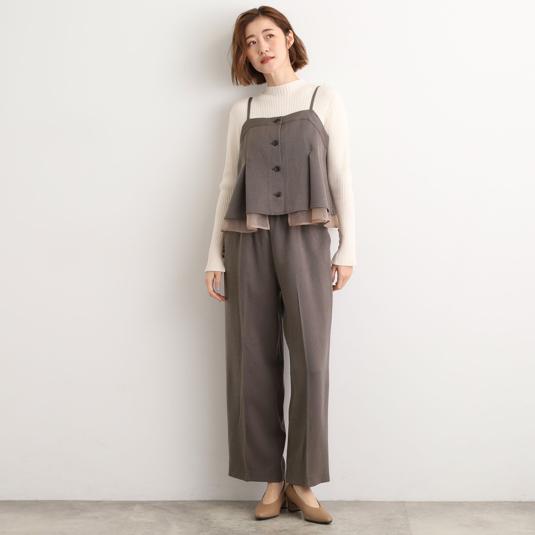 grove「【2点SET/体型カバー】透け感とレイヤードで大人の遊び心を、ビスチェSET UP」|スーツ|