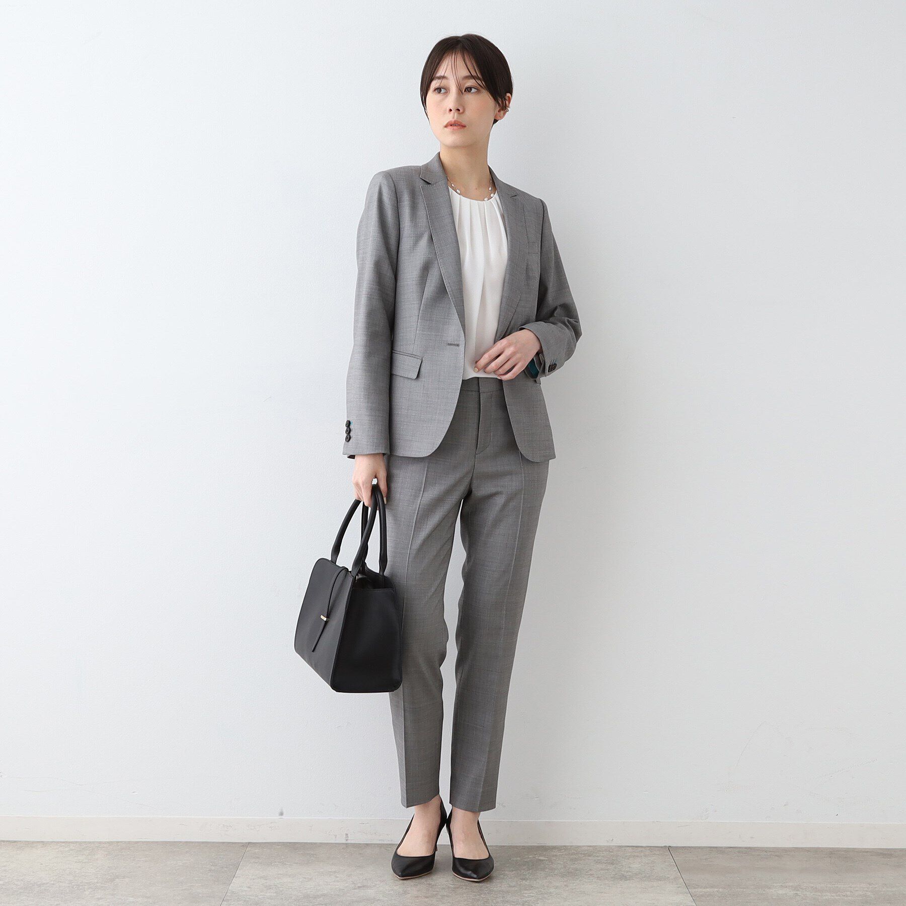 INDIVI「【日本製／インポート素材】ウールストレッチ テーパードパンツ」|スーツ|