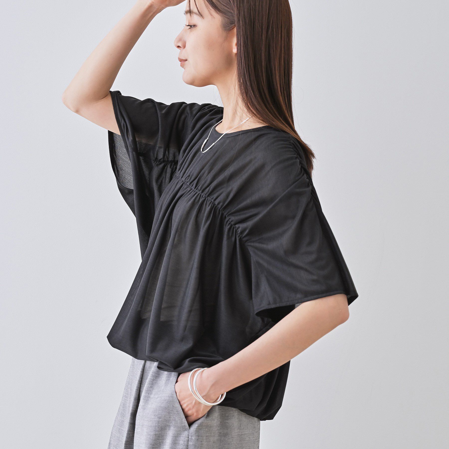 INDIVI「【洗える／体型カバー】シャーリングシアートップス」|Tシャツ・カットソー|