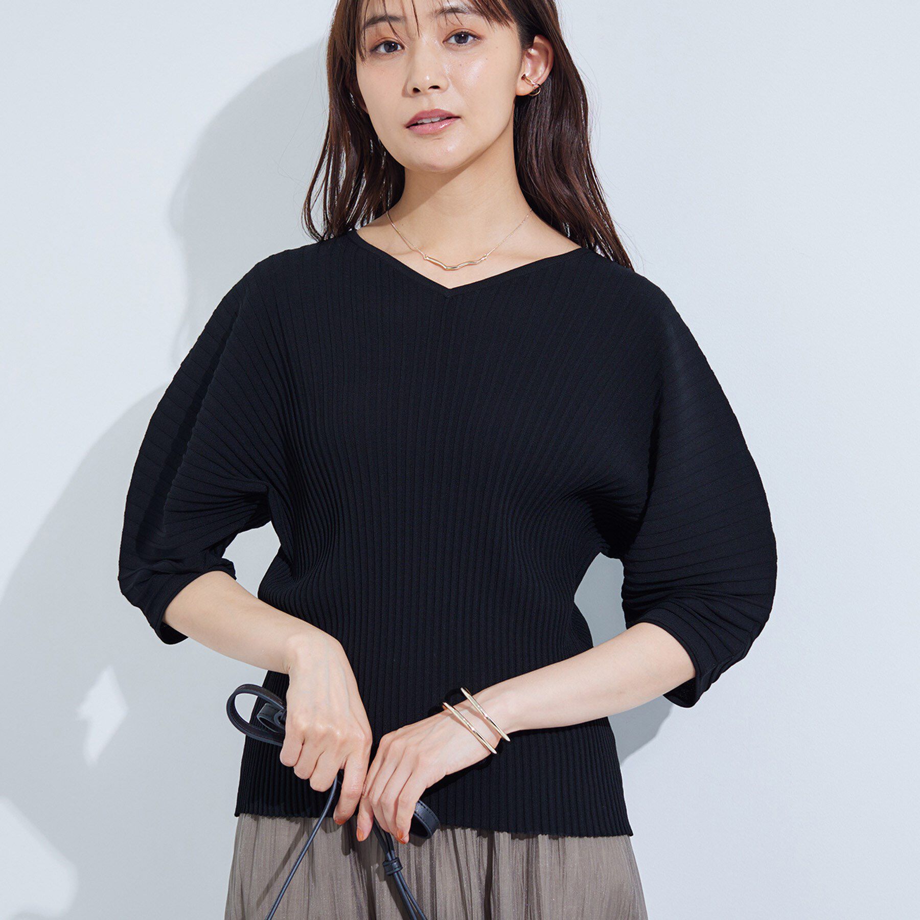 INDIVI「【二の腕カバー／スタイルアップ】ドライタッチストレッチニット」|Tシャツ・カットソー|