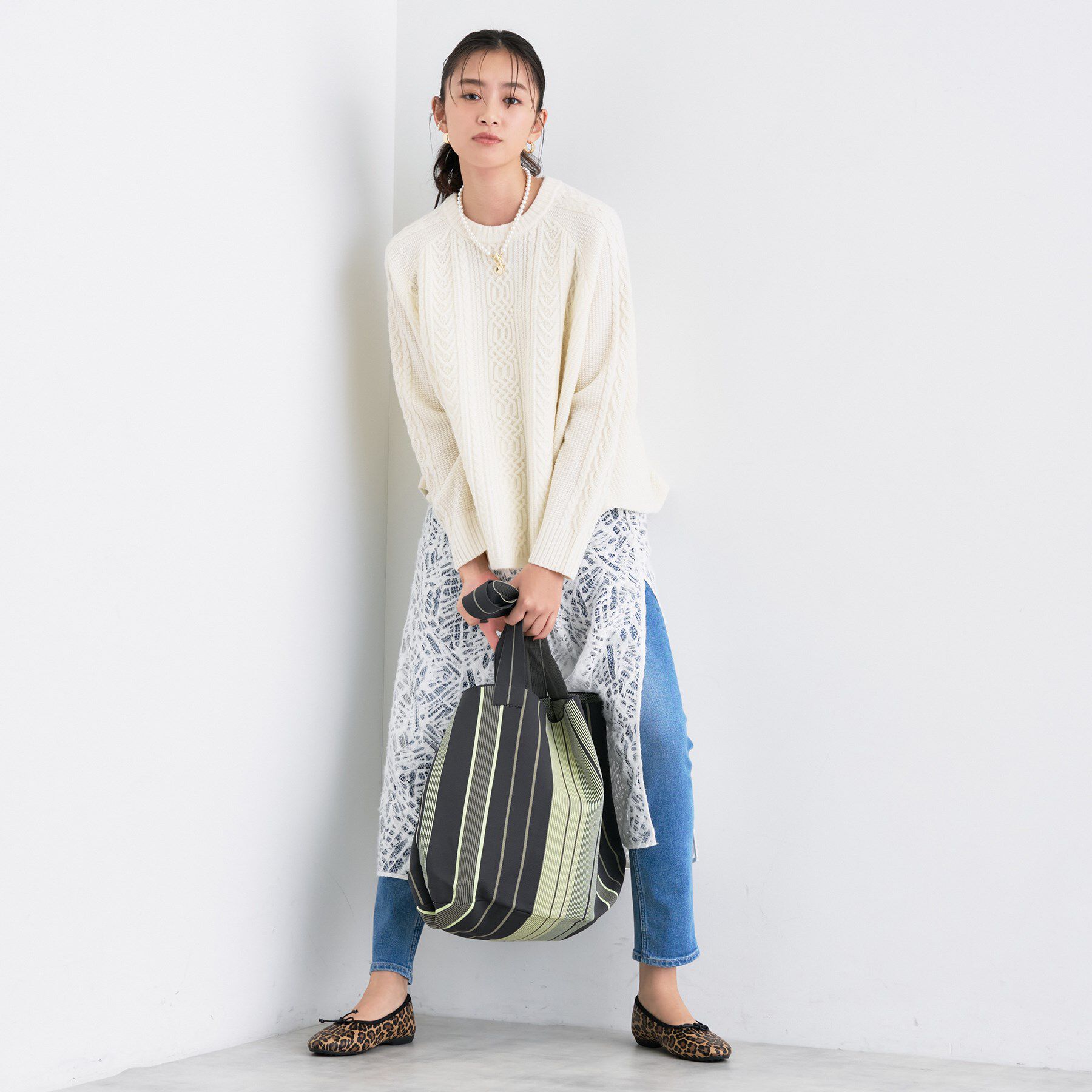 INDIVI「【選べる柄／WEB限定カラー】ビッグニットバッグ」|トートバッグ|