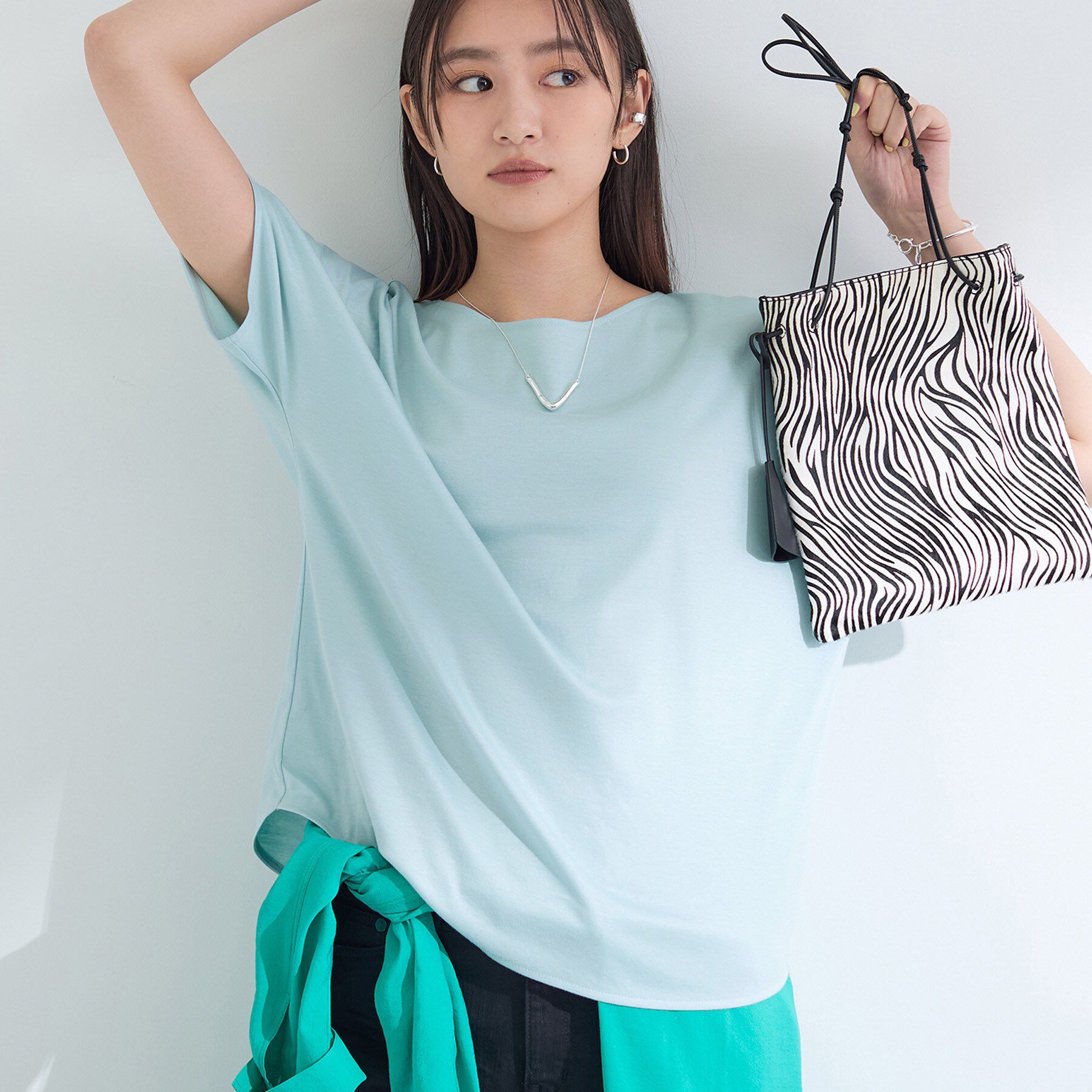 INDIVI「【インナーとしても活躍！】シンプルTシャツ」|Tシャツ・カットソー|