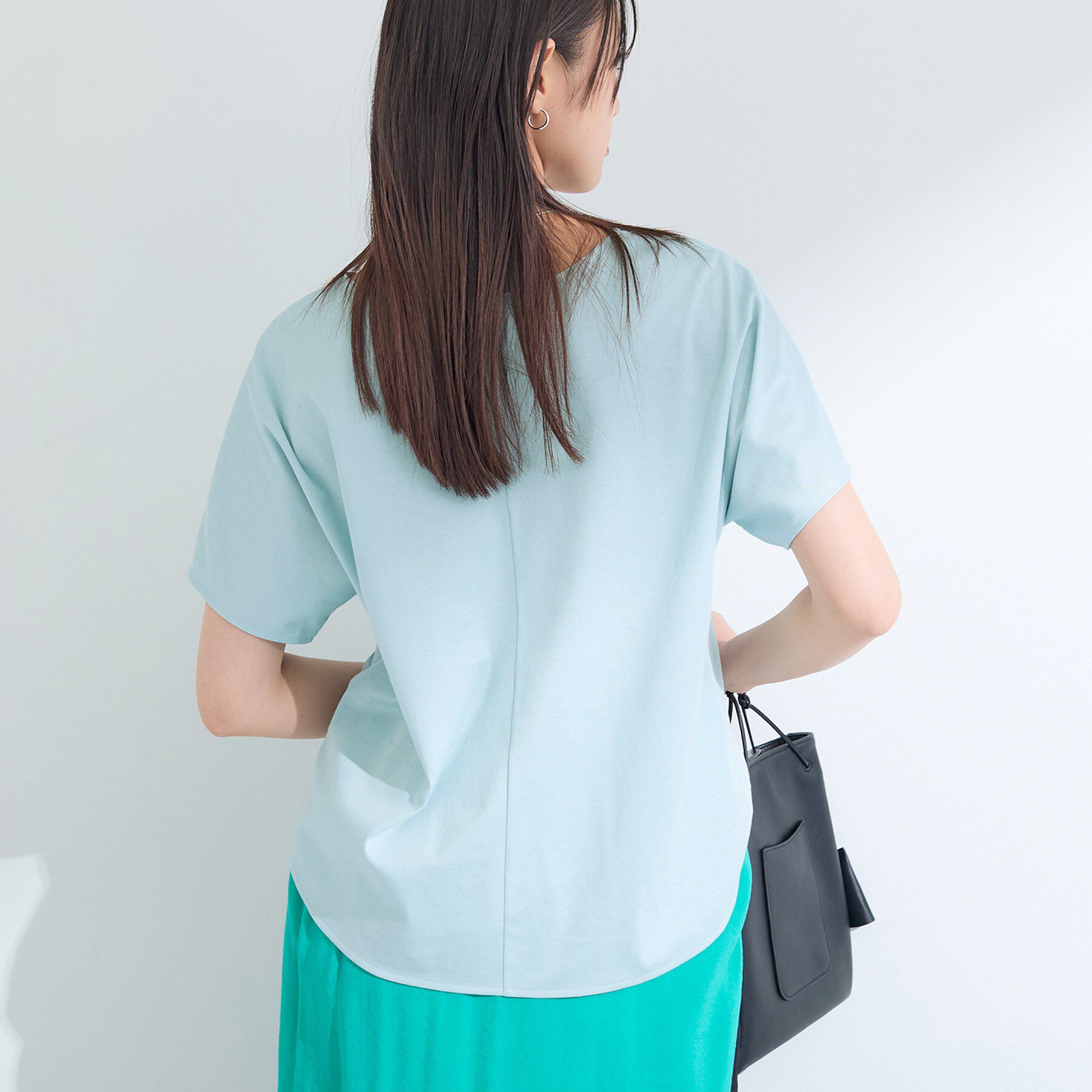 INDIVI「【インナーとしても活躍！】シンプルTシャツ」|Tシャツ・カットソー|