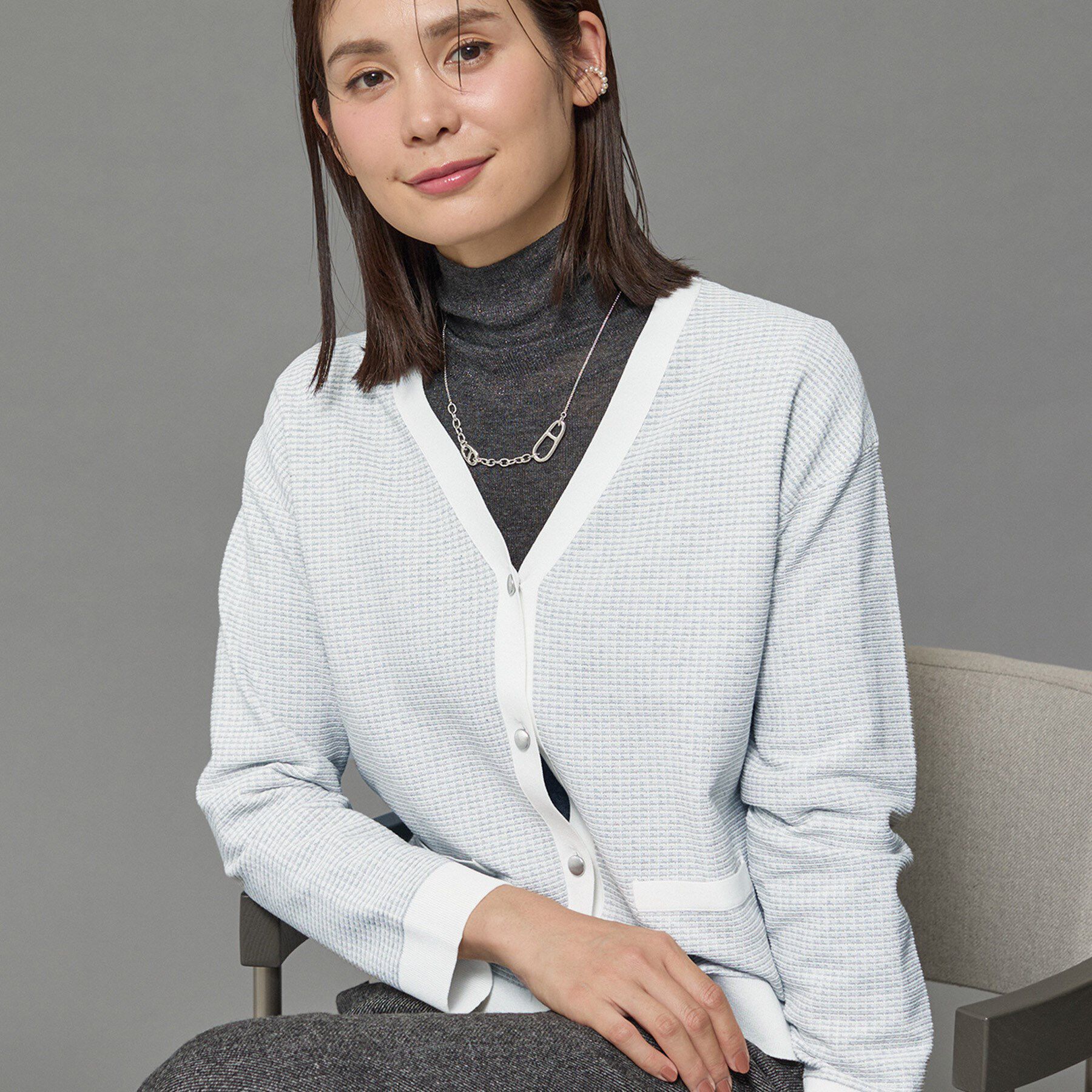 INDIVI「【軽く羽織れる/洗える】ジャケット風カーディガン」|カーディガン|ライトグレー(511