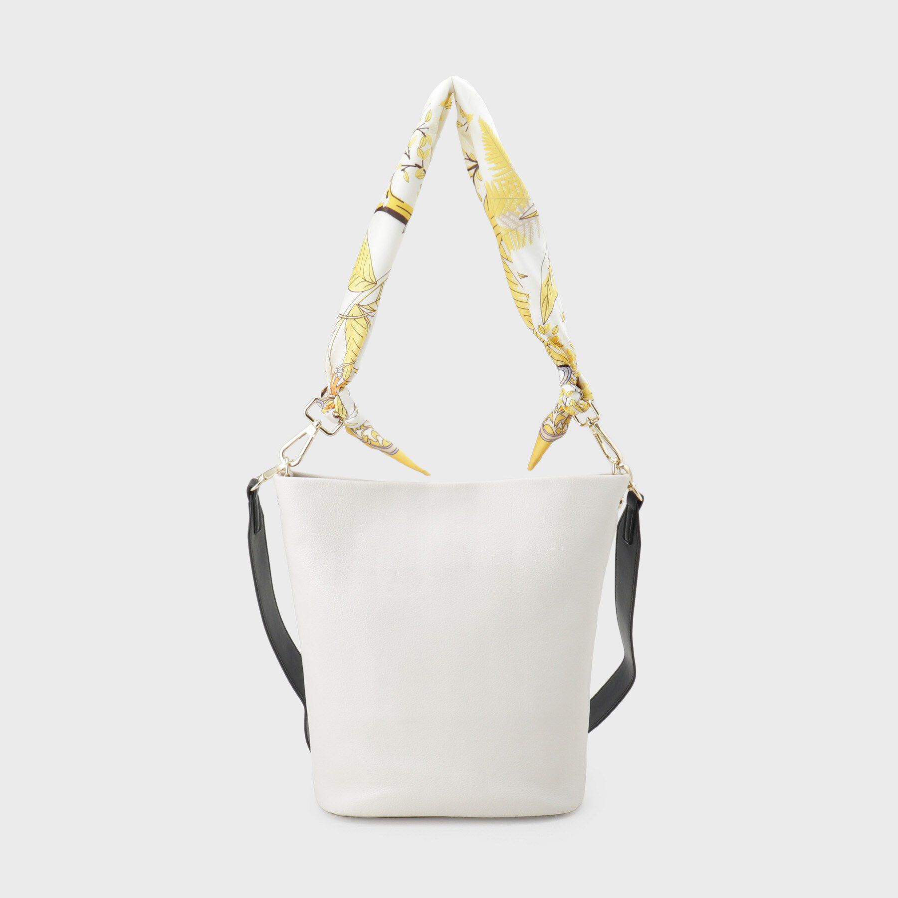 INDIVI「【ハンドル2WAY／A4収納】スカーフハンドル バケツバッグ」|ハンドバッグ|