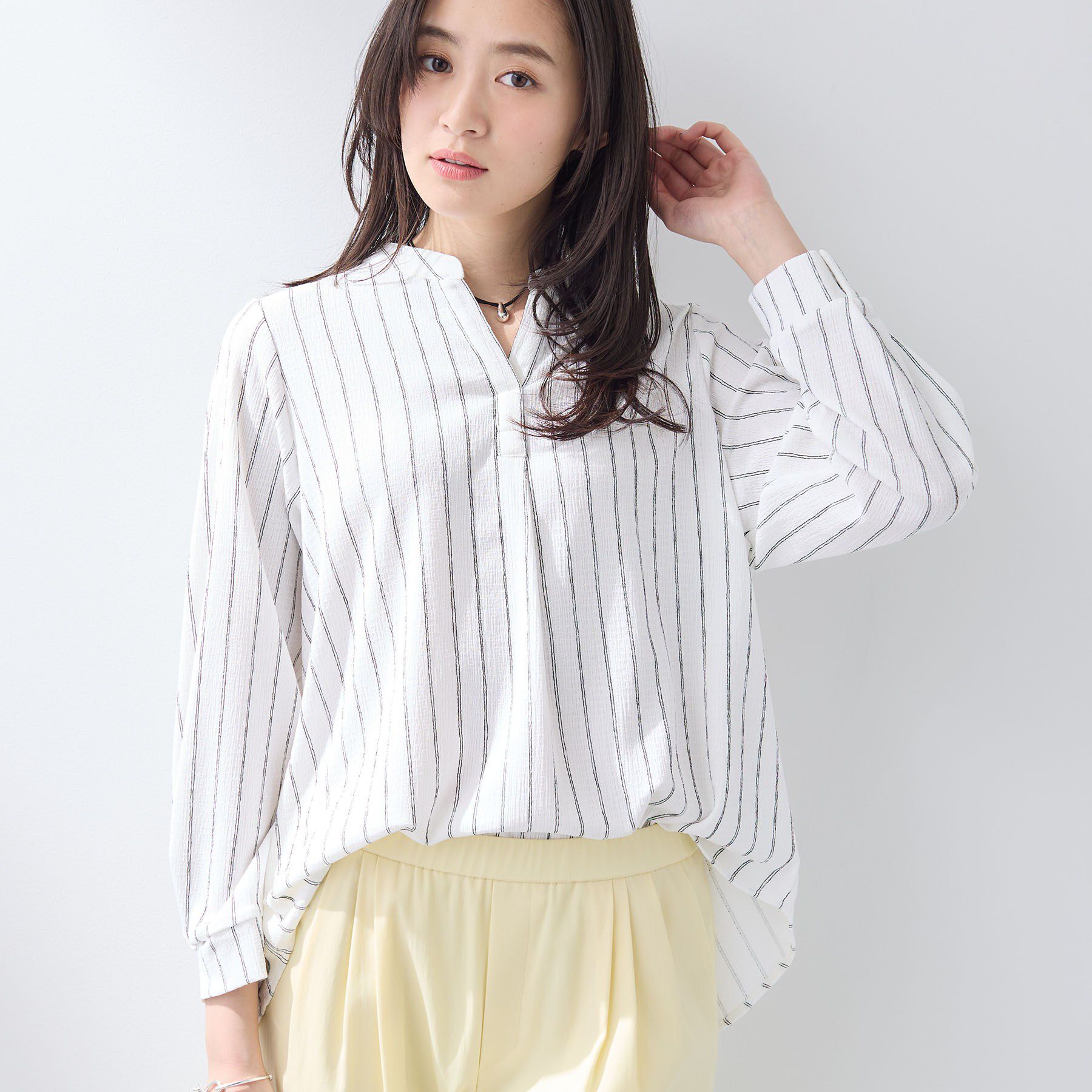 INDIVI「【洗える／着心地楽ちん】ブラウス風ストライプカットソートップス」|Tシャツ・カットソー|ホワイト(301)