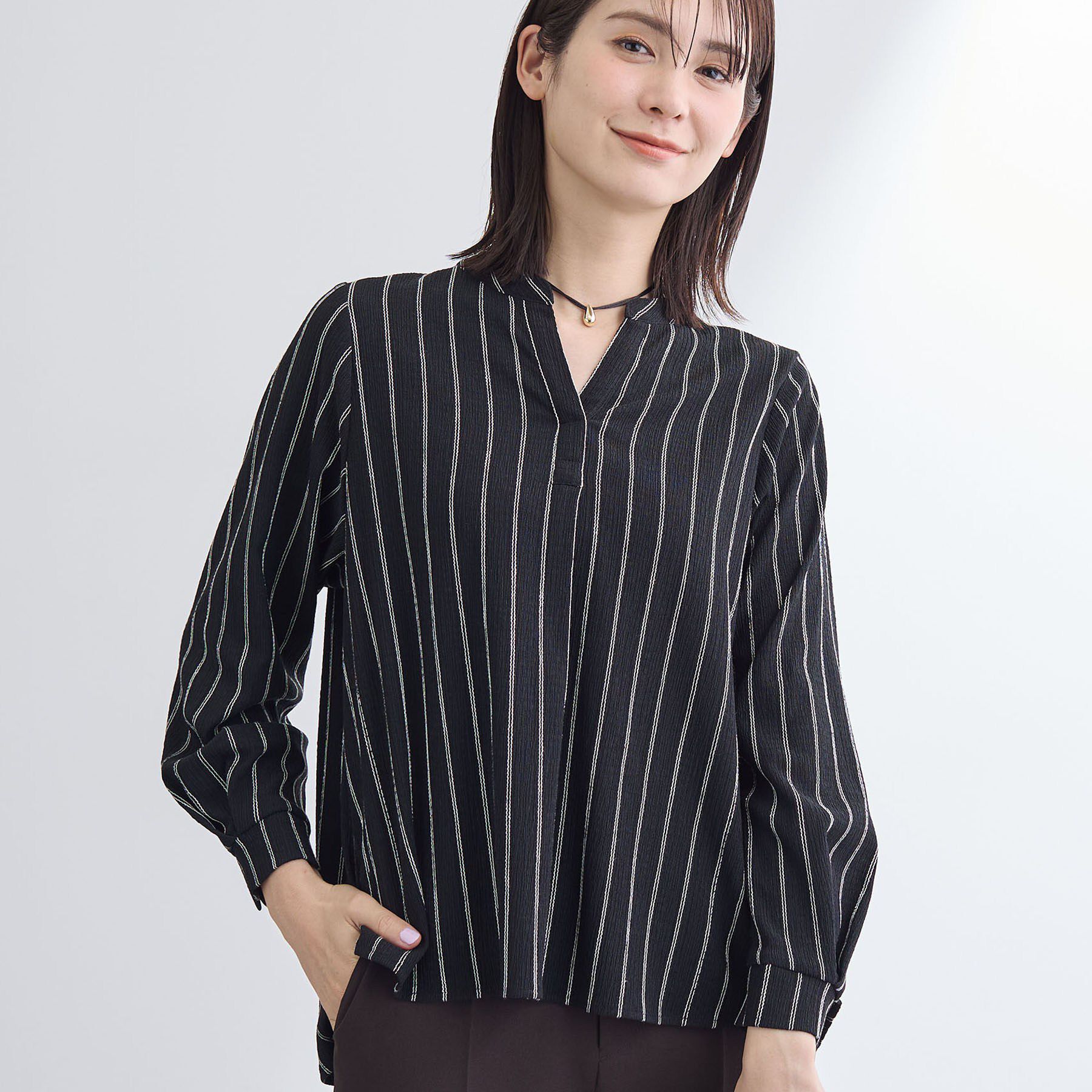 INDIVI「【洗える／着心地楽ちん】ブラウス風ストライプカットソートップス」|Tシャツ・カットソー|ブラック(319)