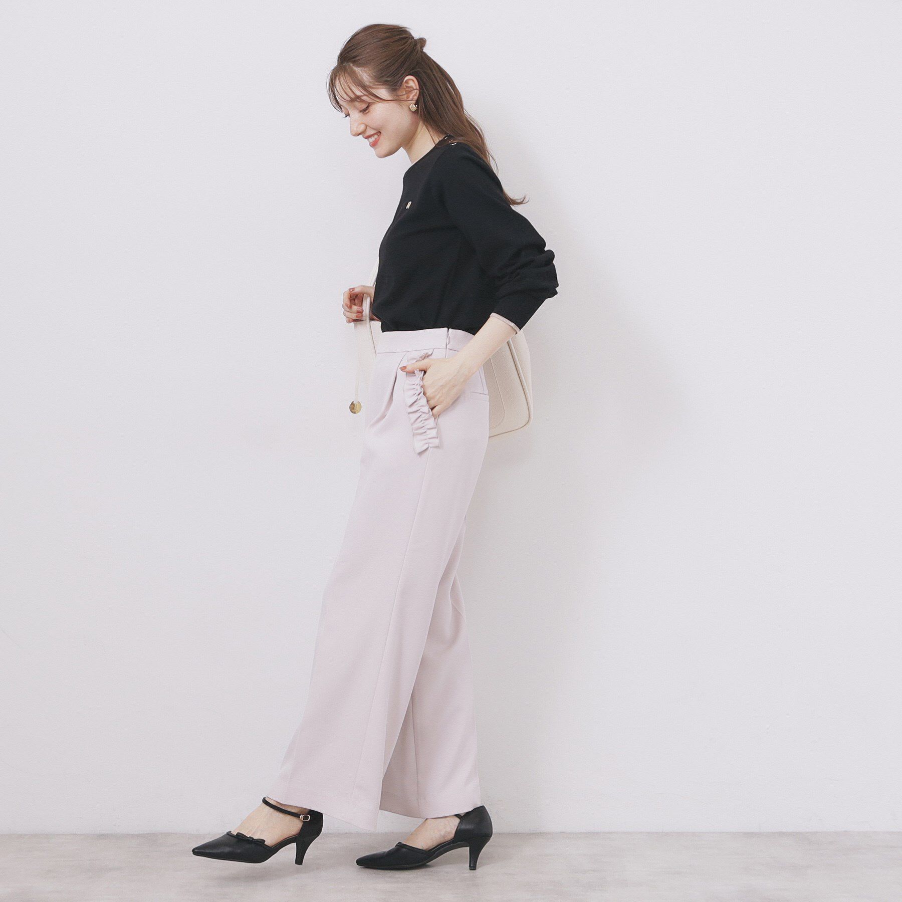 index「ゴールドパーツ付きバイカラークルーネックニット【洗濯機OK】」|ニット・セーター|