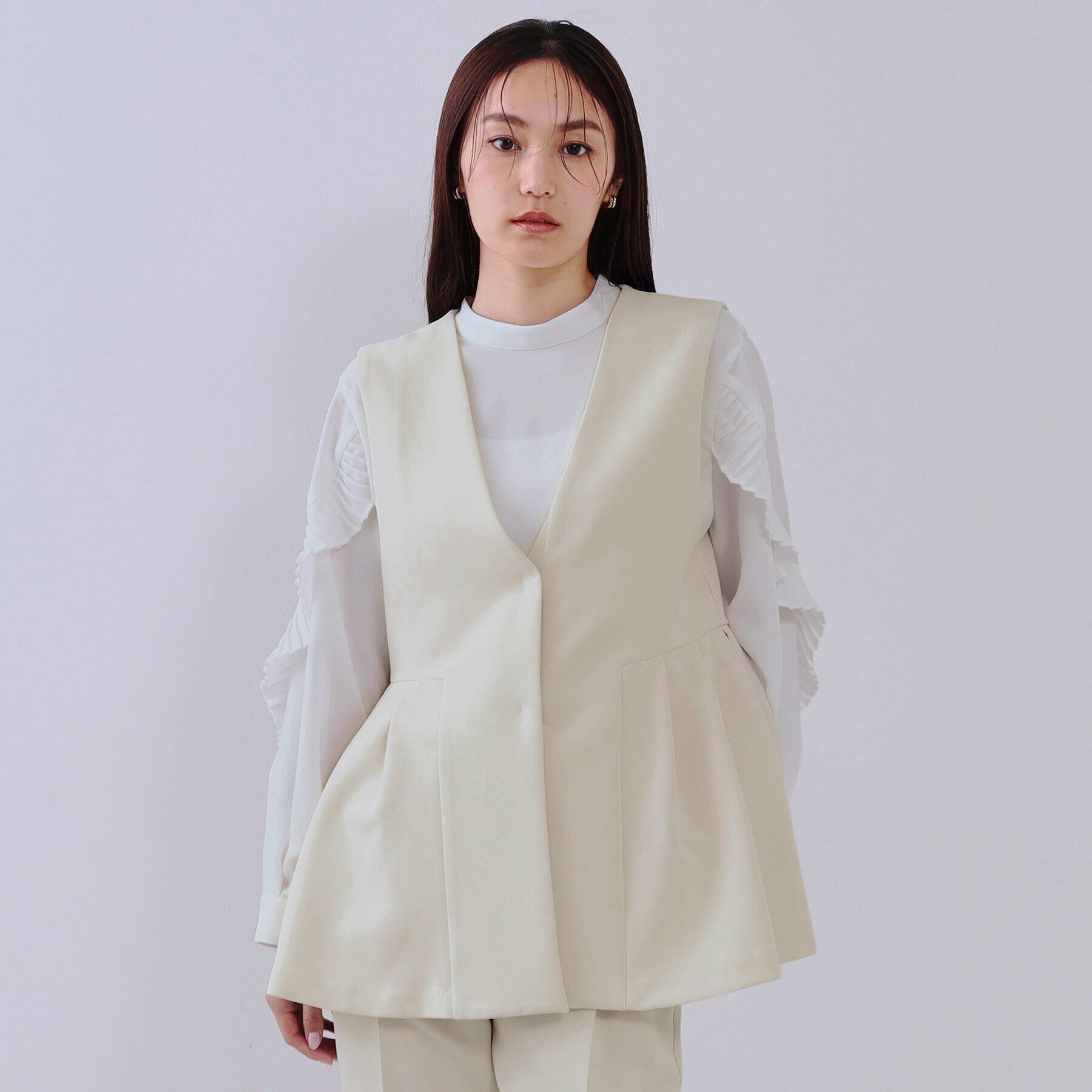 OPAQUE.CLIP「《通勤対応/セットアップ対応》ペプラムジレ【洗濯機洗い可】」|ベスト・ジレ|