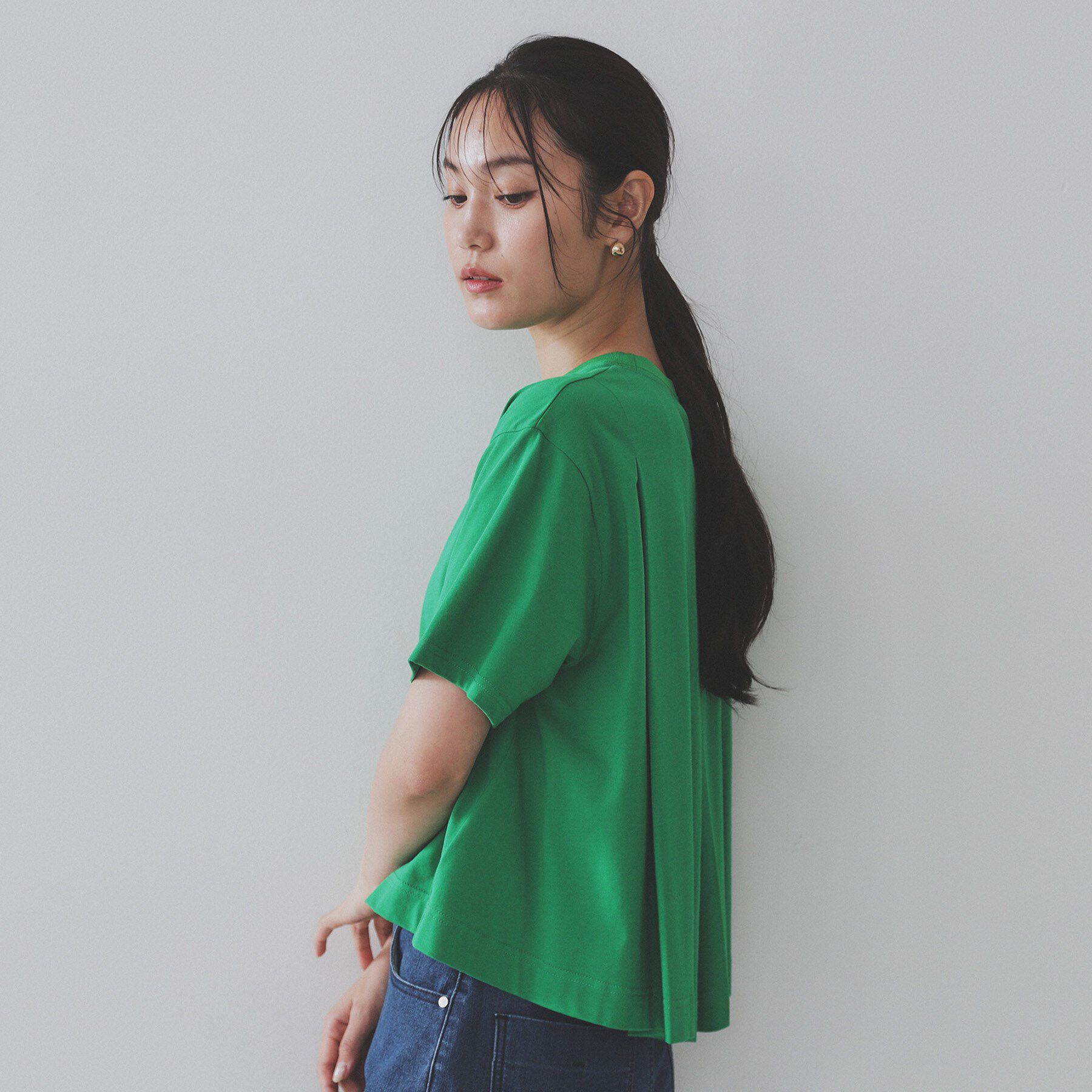 OPAQUE.CLIP「バックフレアショートTシャツ【洗濯機洗い可】」|Tシャツ・カットソー|